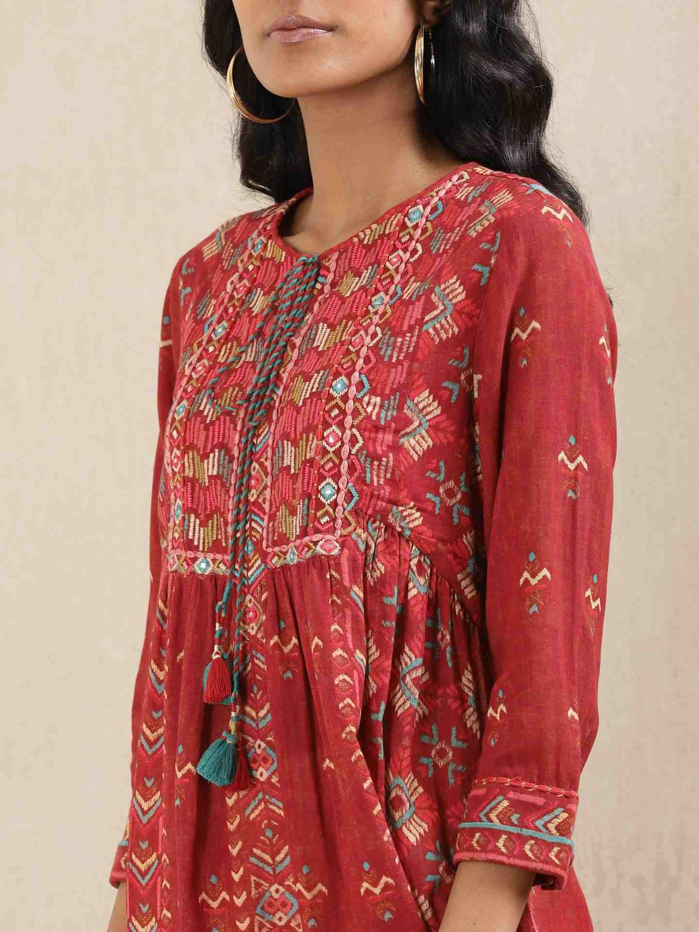 Red Indranil Kurti