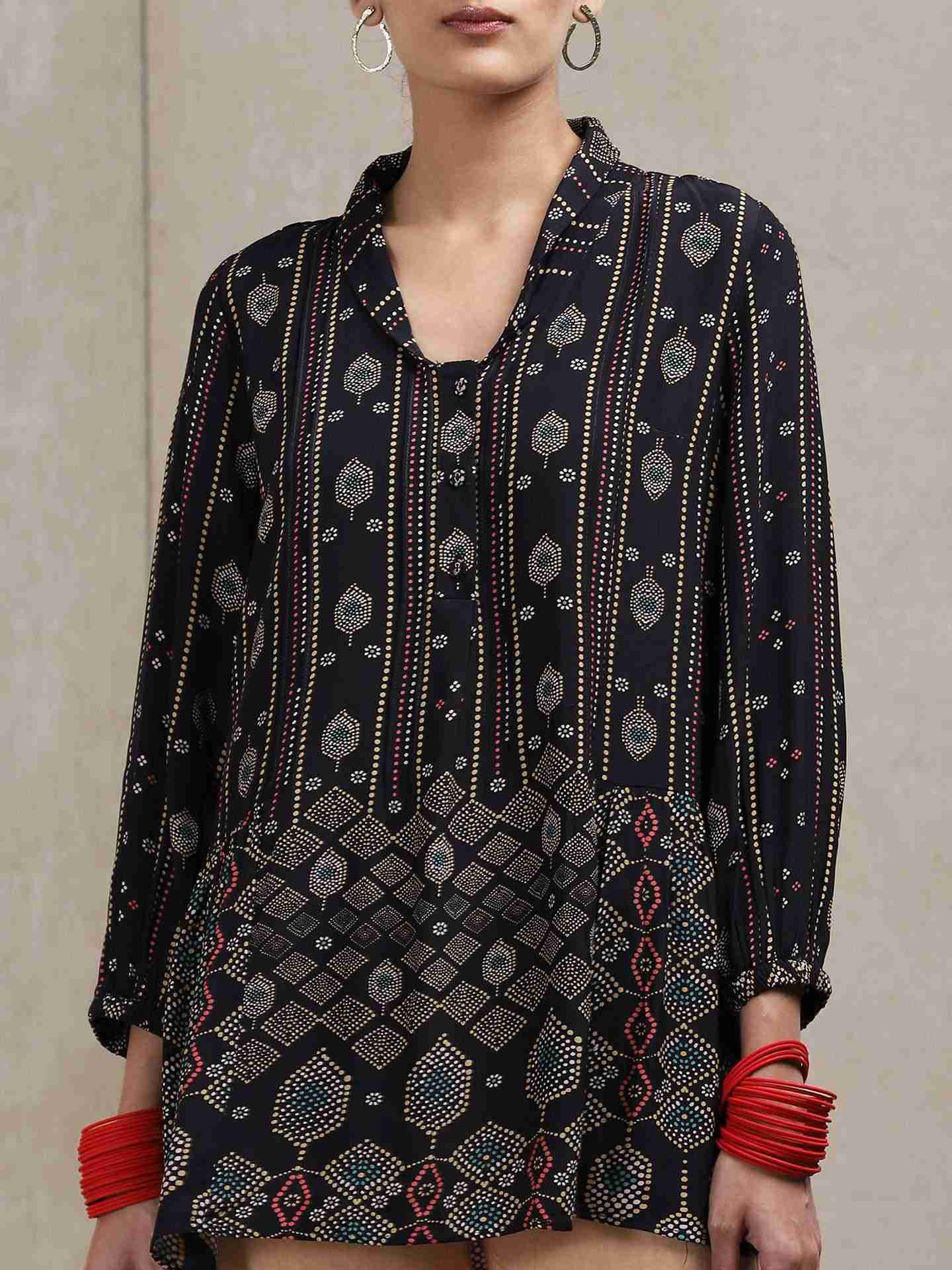 Black Savani Crepe Kurti