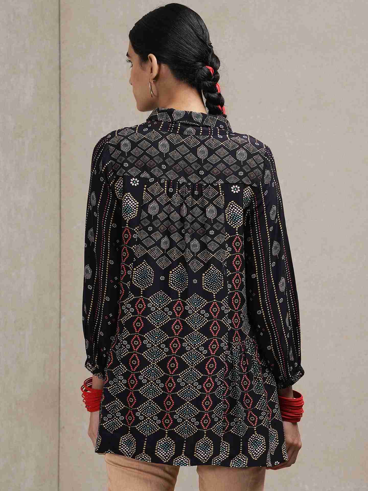 Black Savani Crepe Kurti
