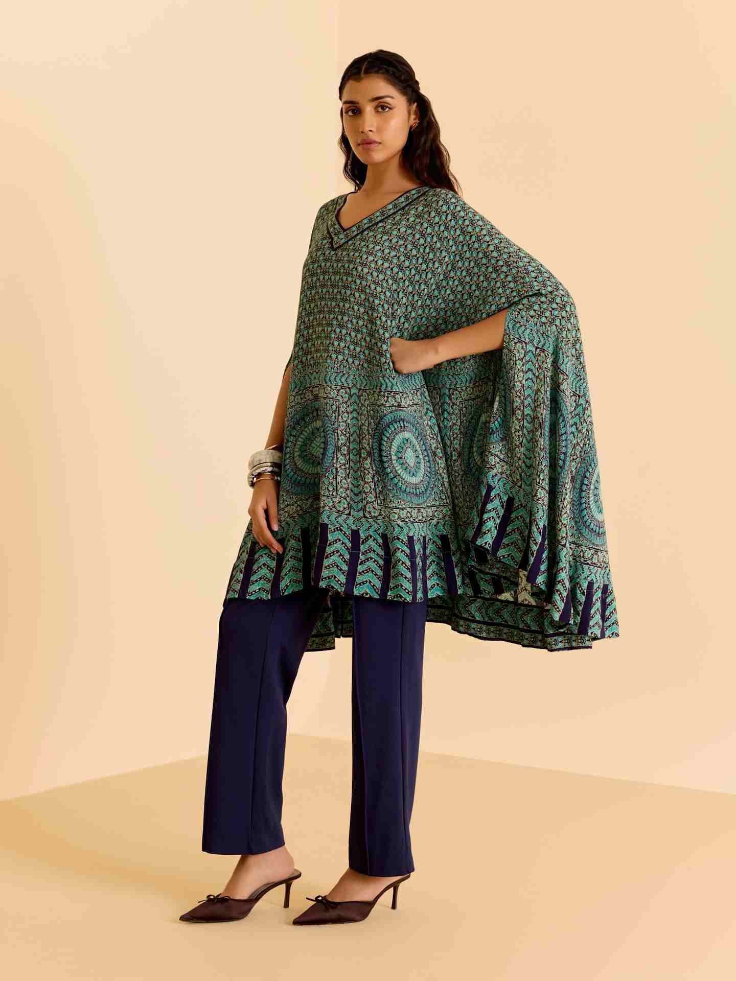 Teal Jigisa  Kurti