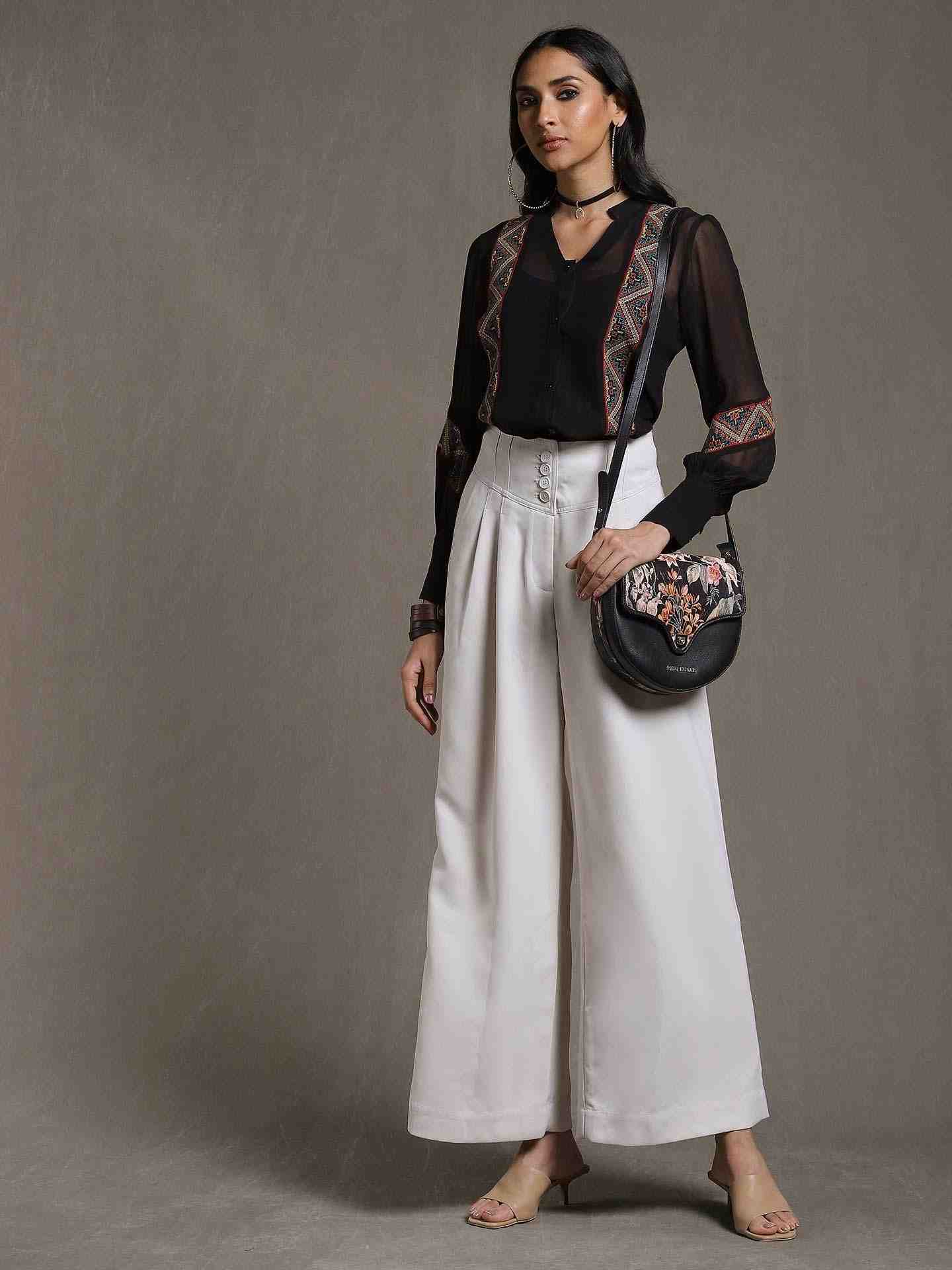 Black Horus Kurti