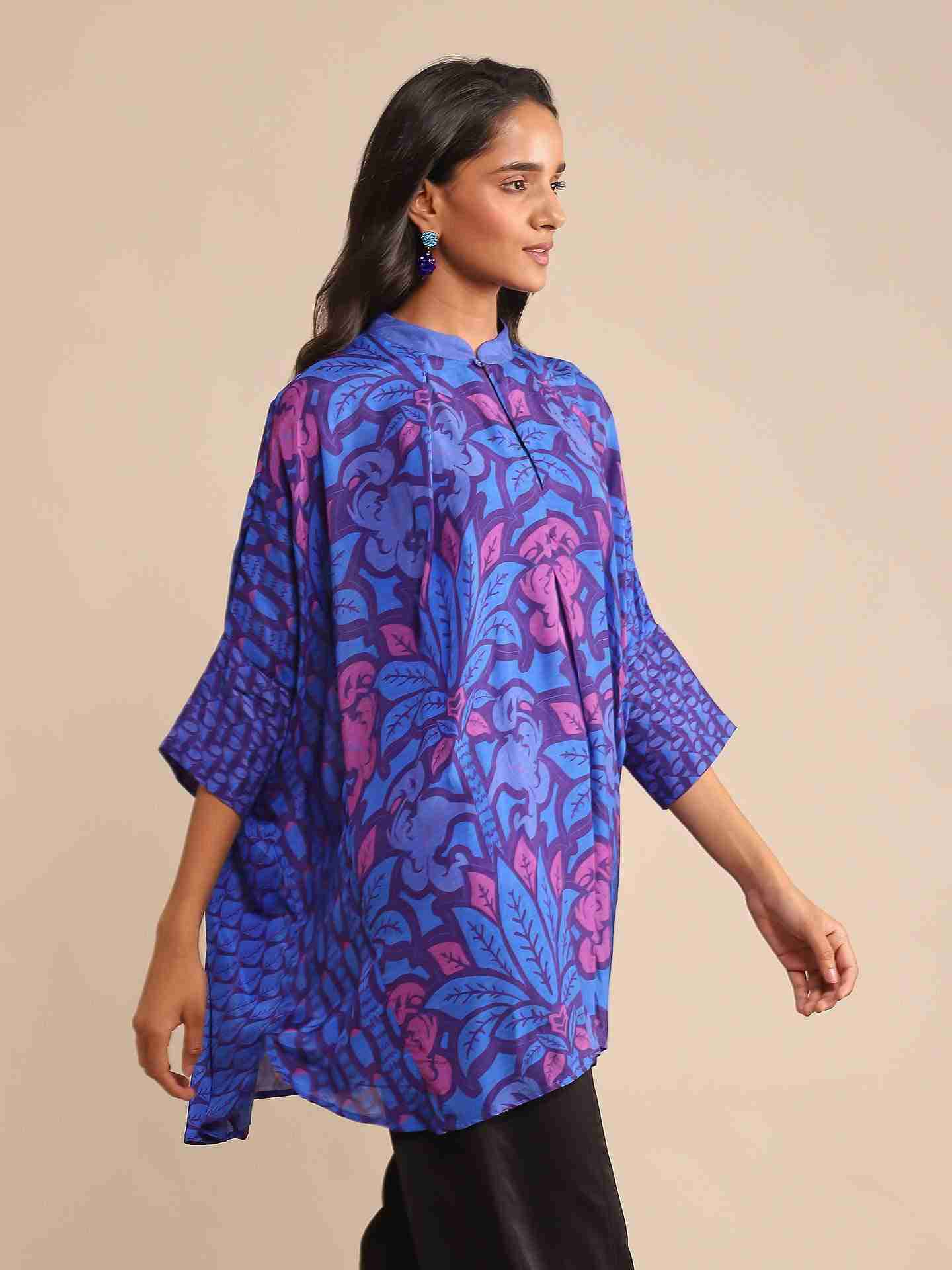 Blue Geisha Kurti