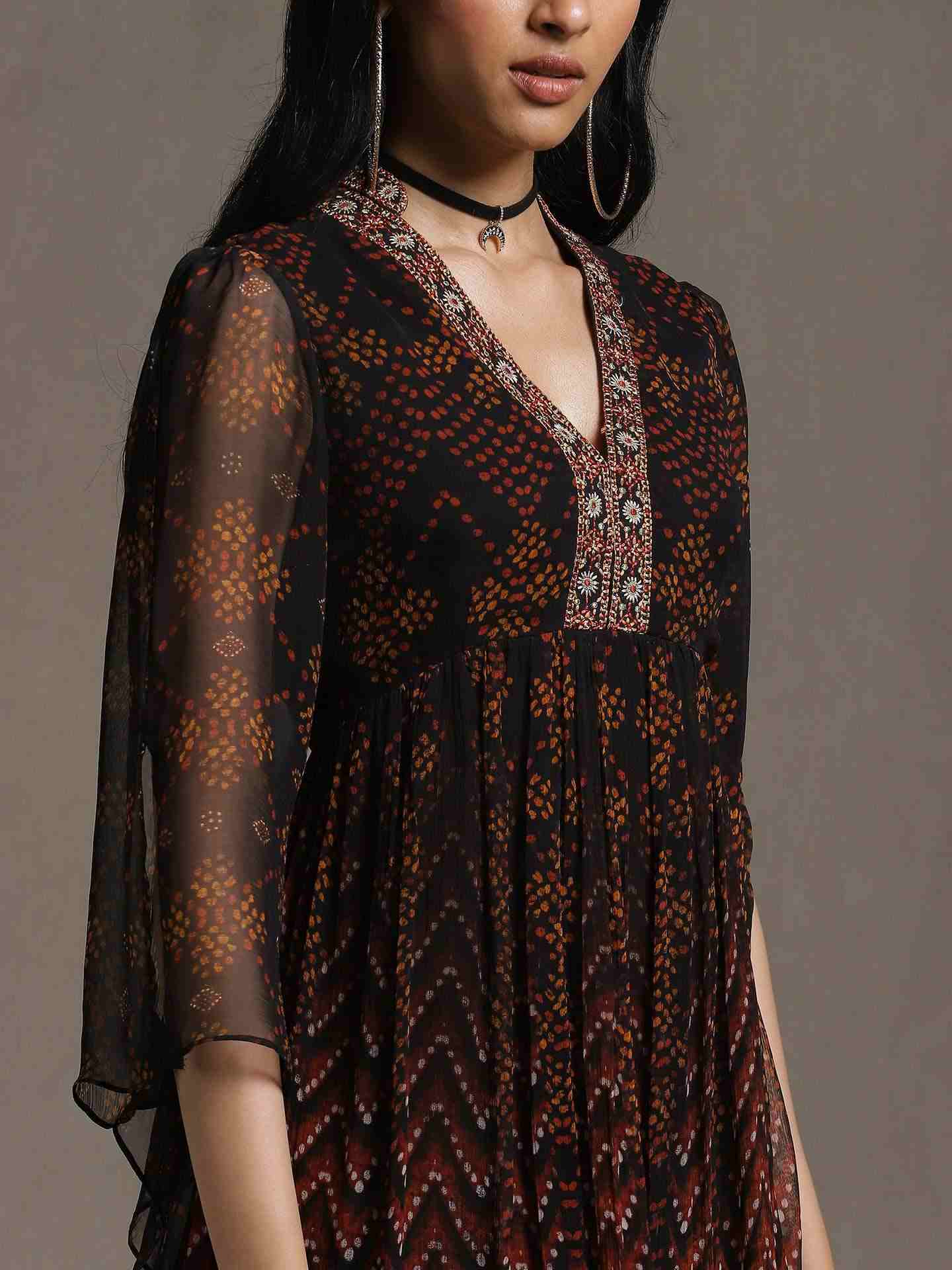 Black Ezra Knee-Length Dress