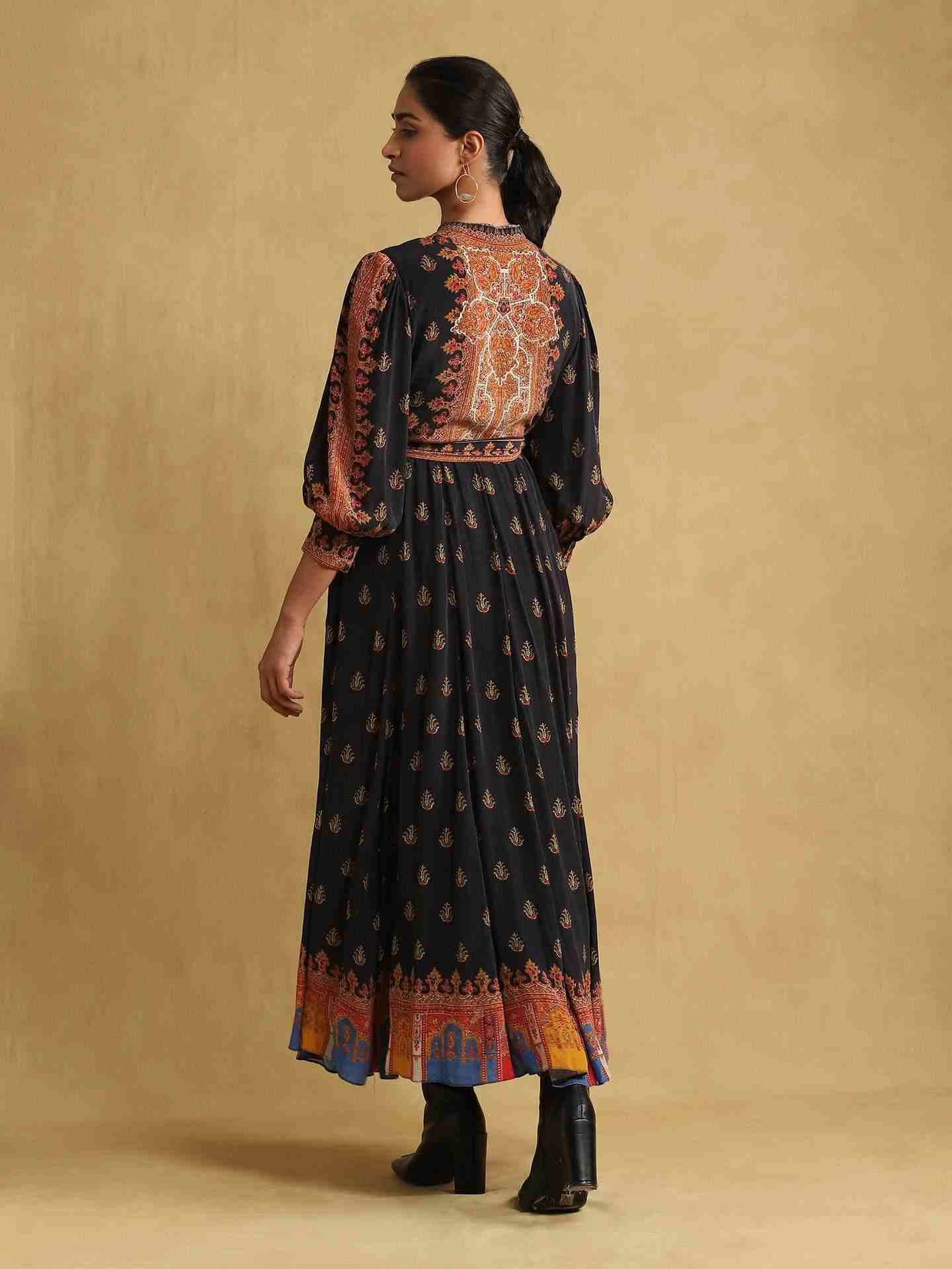 Black Iranya  Crepe Shift Dress