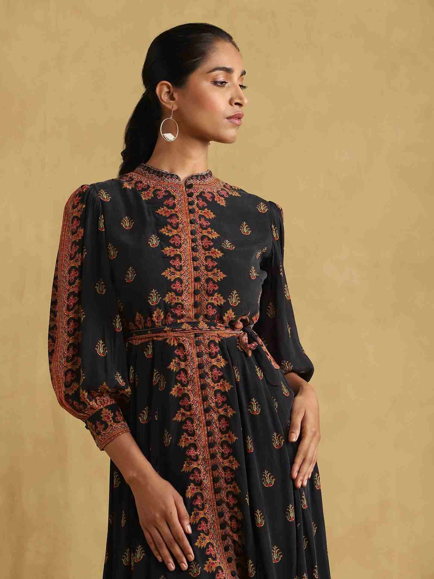 Black Iranya  Crepe Shift Dress