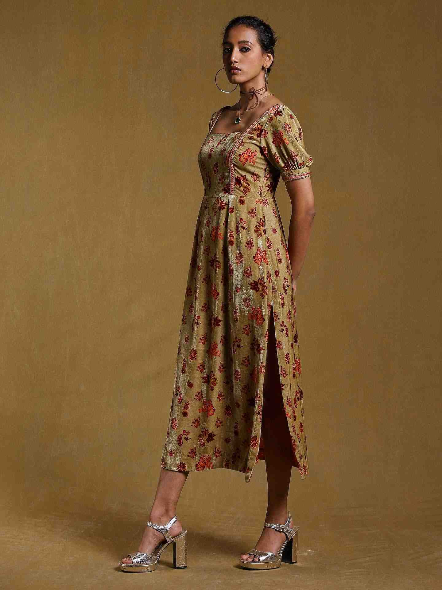 Green Godaveri Velvet Midi Dress