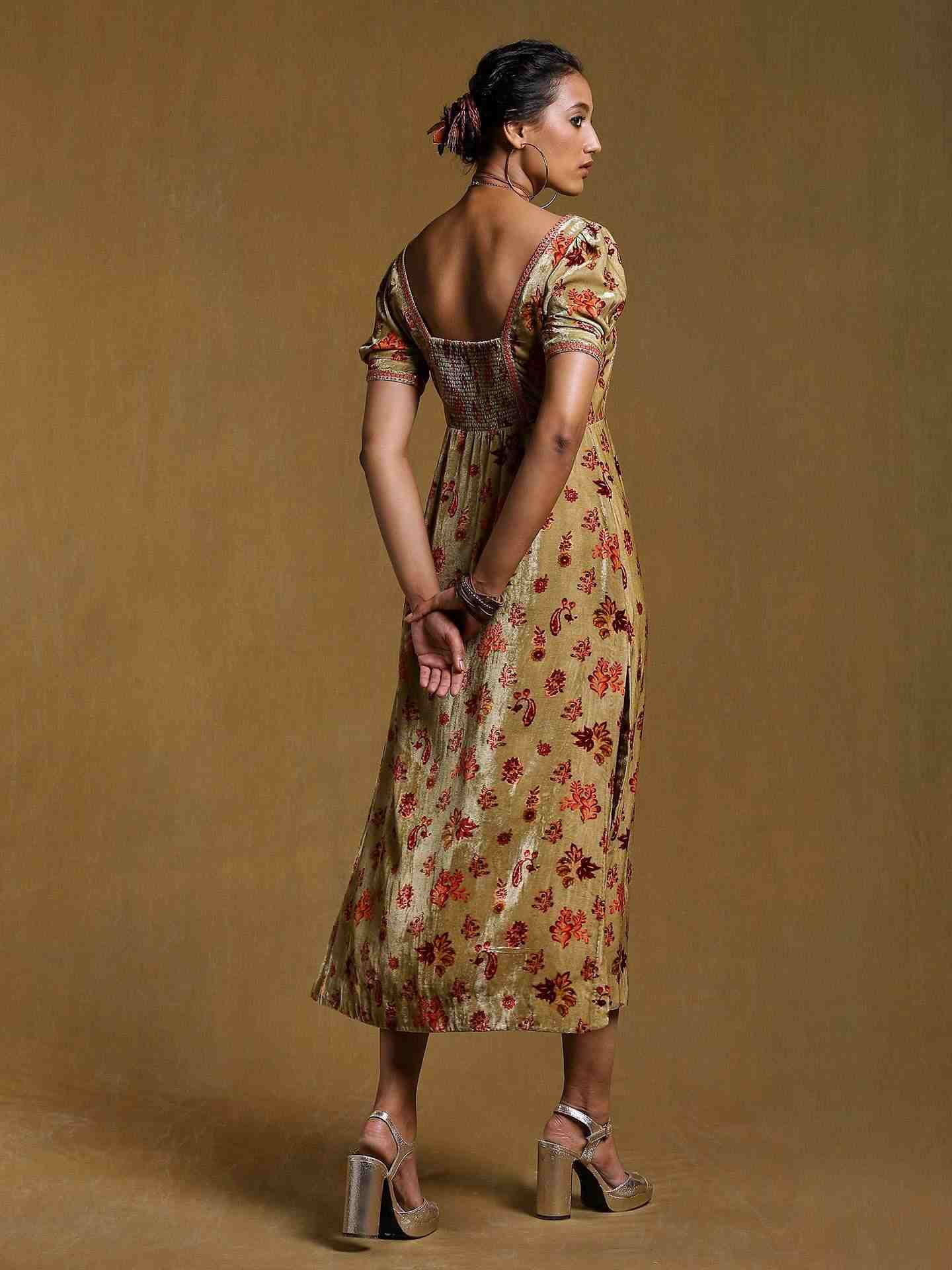 Green Godaveri Velvet Midi Dress