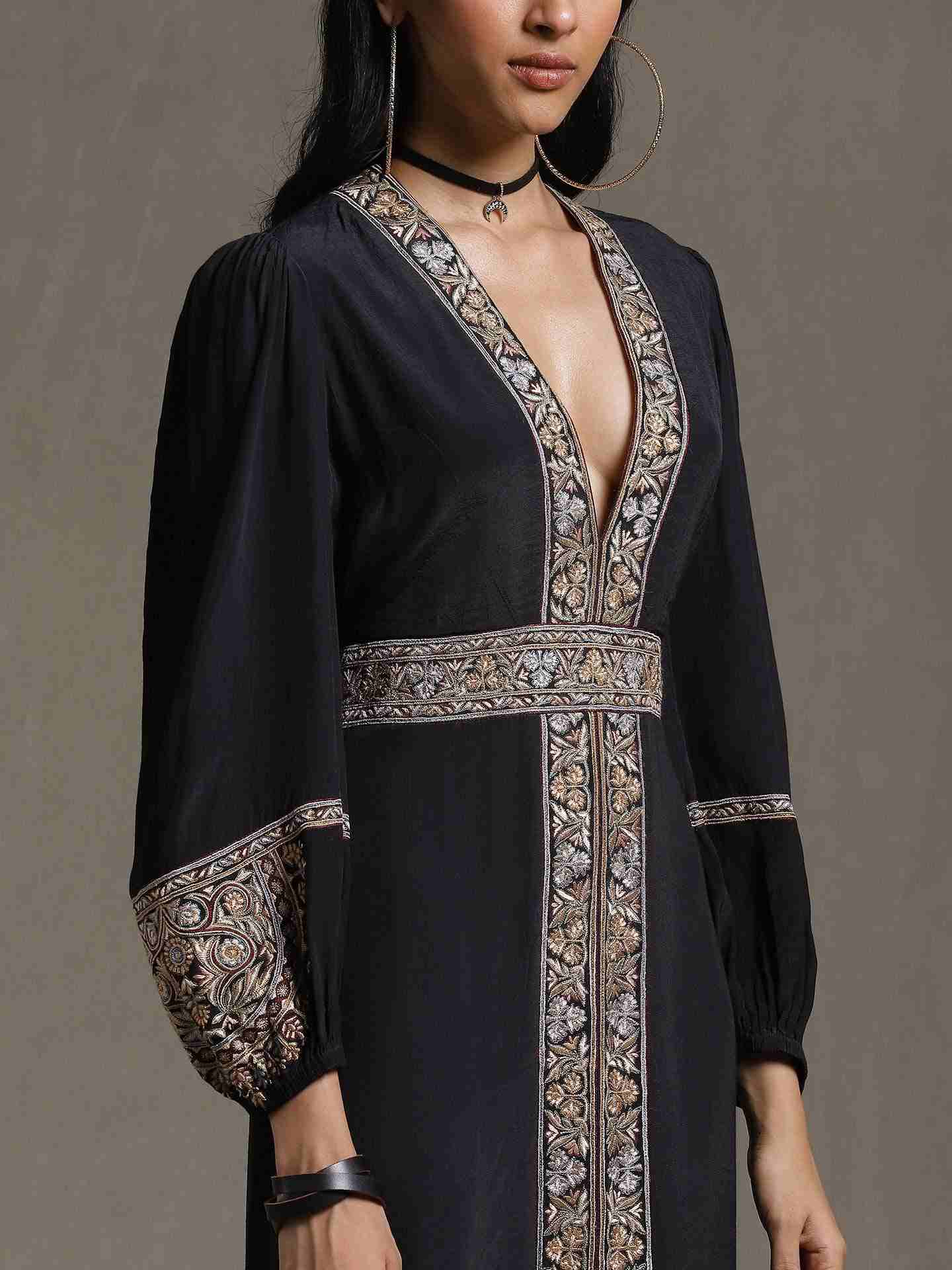 Black Resham Crepe Shift Dress