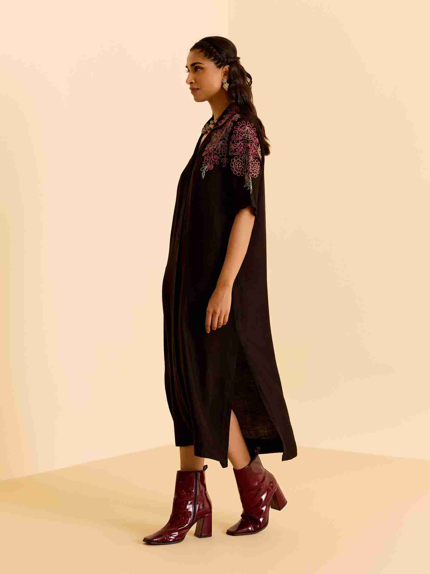 Black Twist Anchor Long Dress