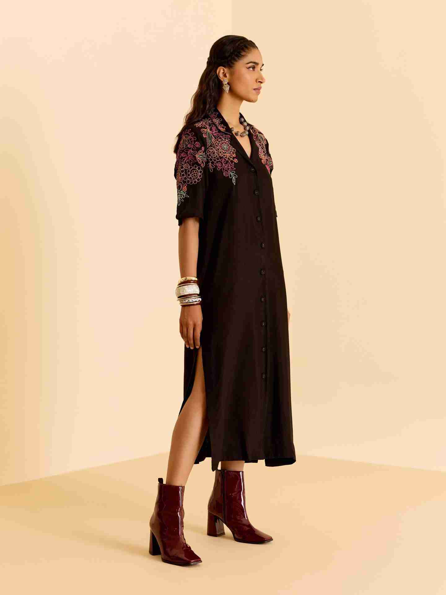 Black Twist Anchor Long Dress