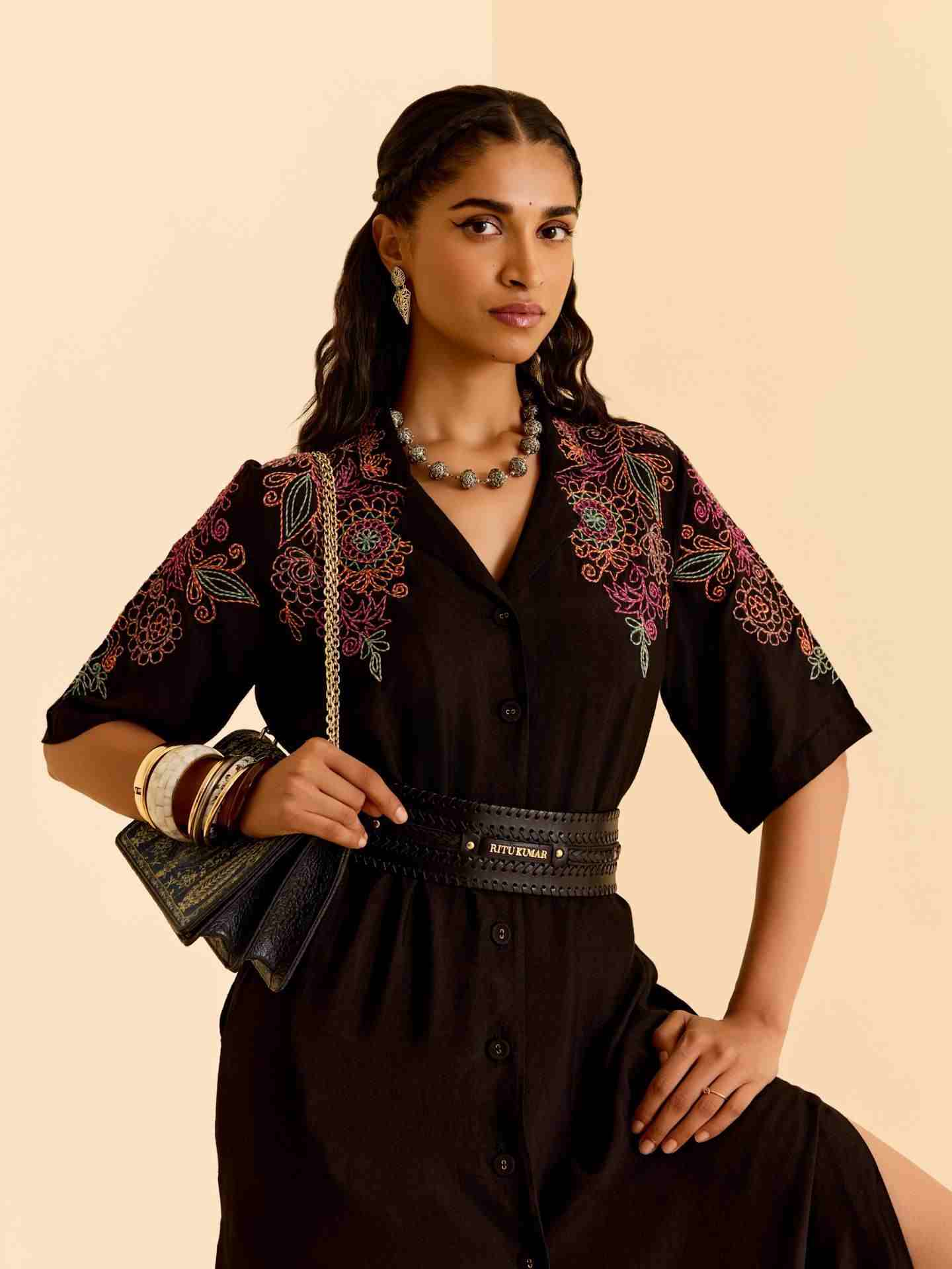 Black Twist Anchor Long Dress