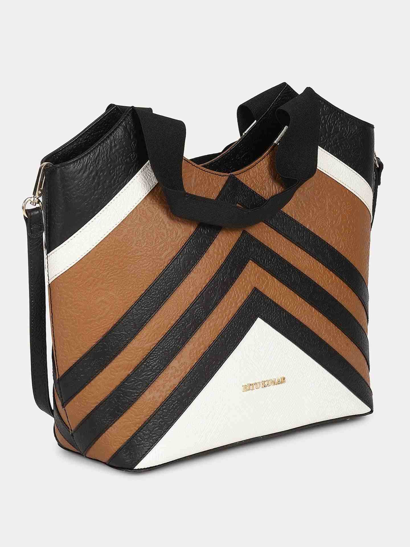 Black Scout Leather Hand-Held Bag