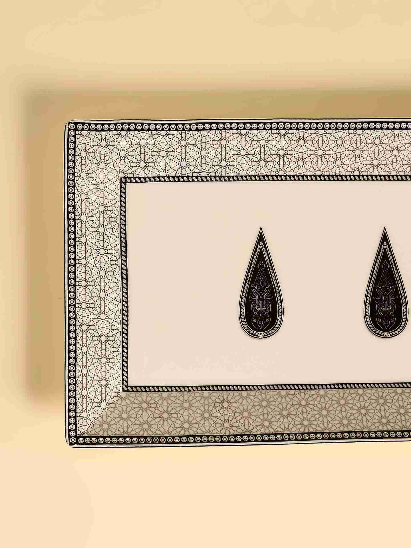 Black White Awadh Big Platter
