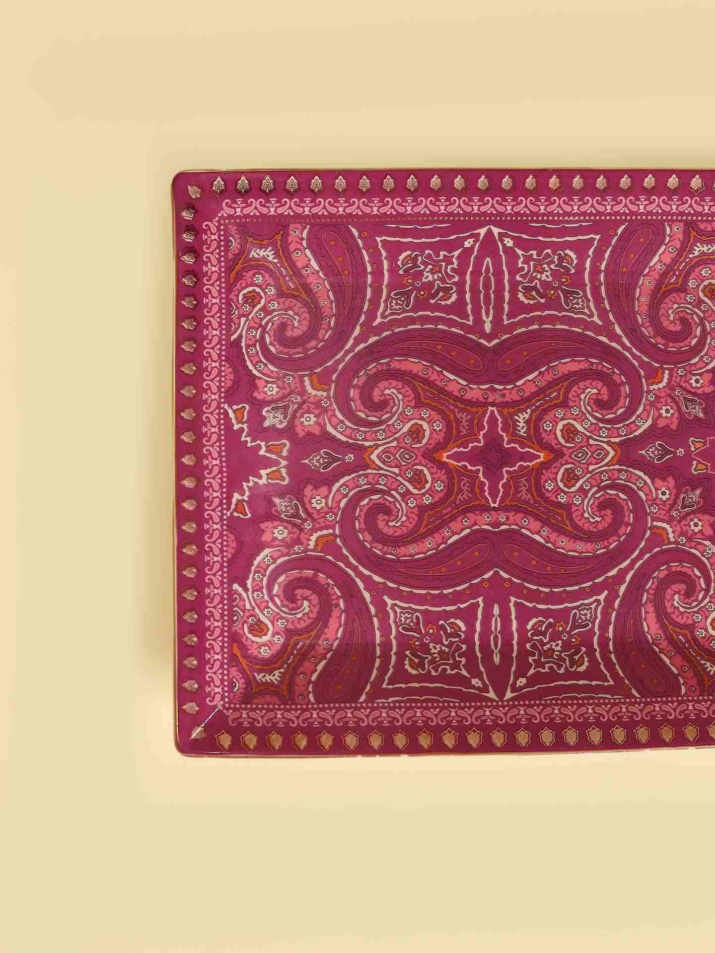 Fuschia Jaamevar Big Platter