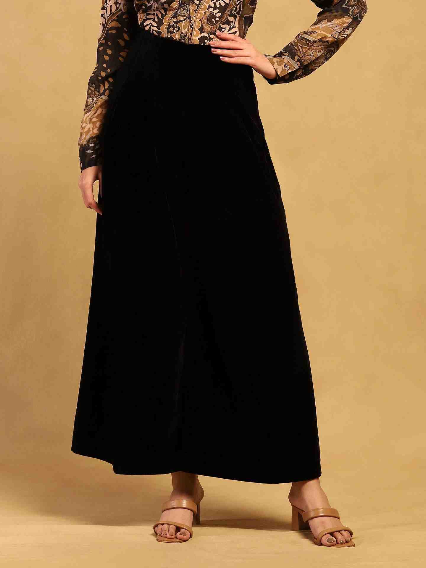 Black Coal Wide & Leg Pants