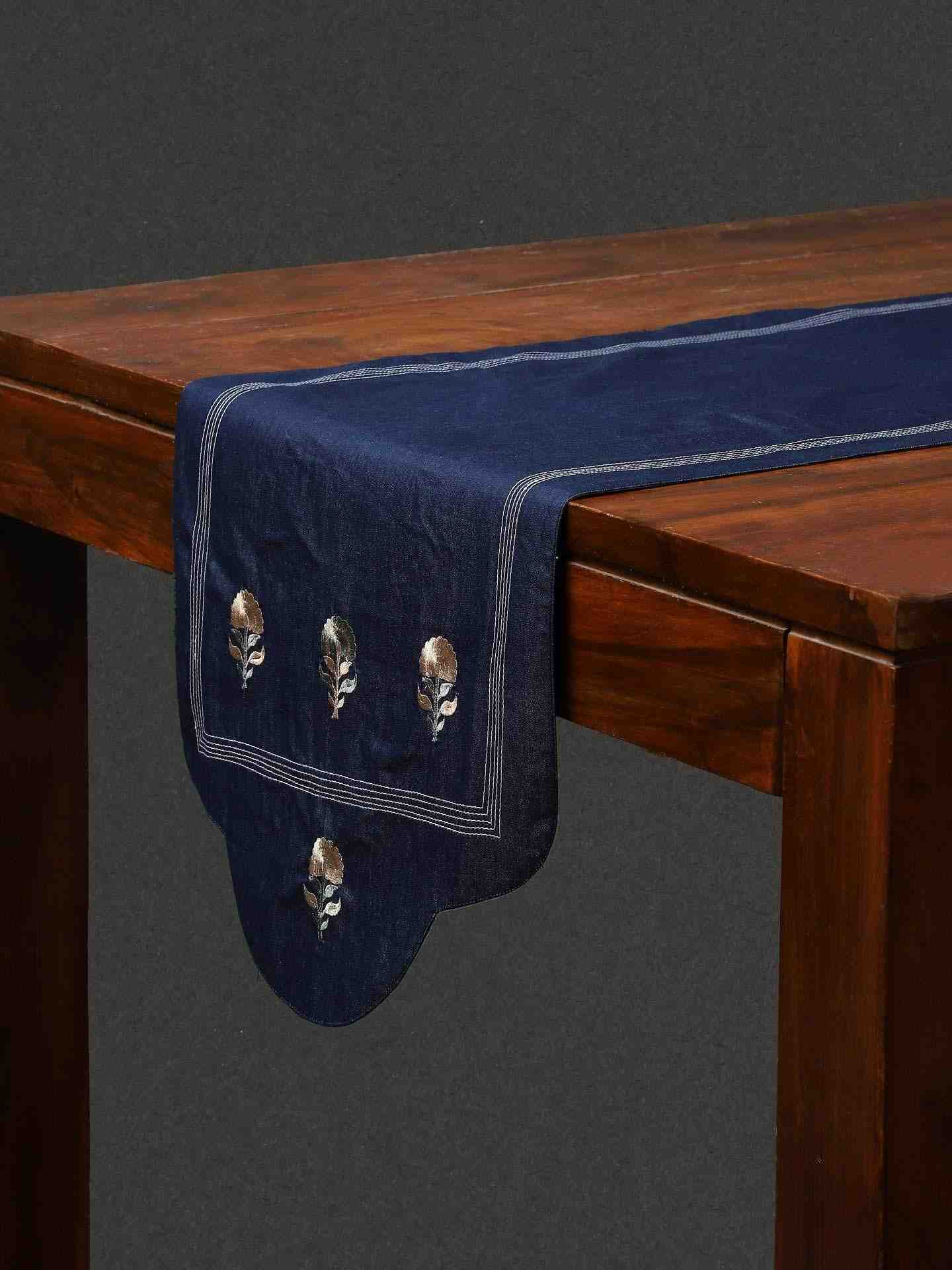 Blue Jalmahal Runner