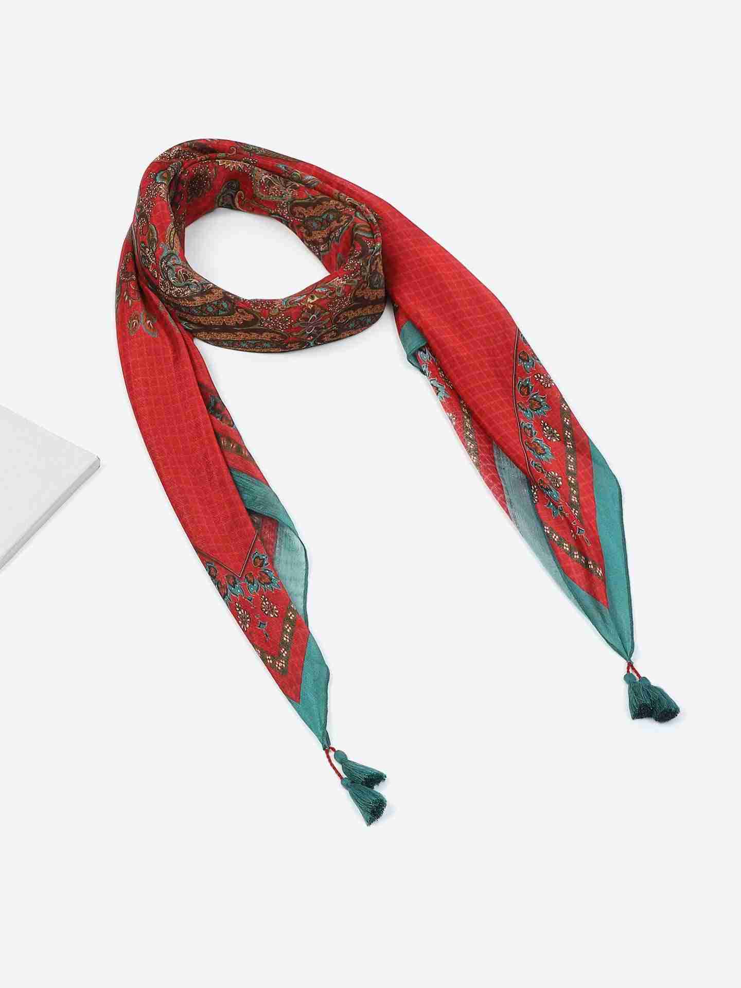 Red Meriyum Square Scarf