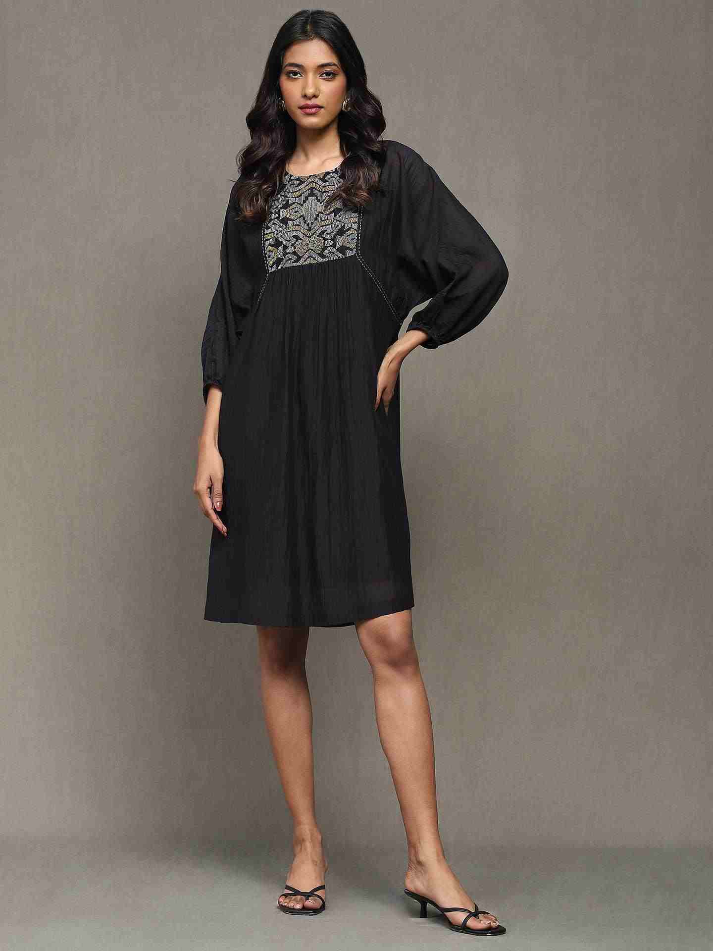 Black Devyani Short Dress