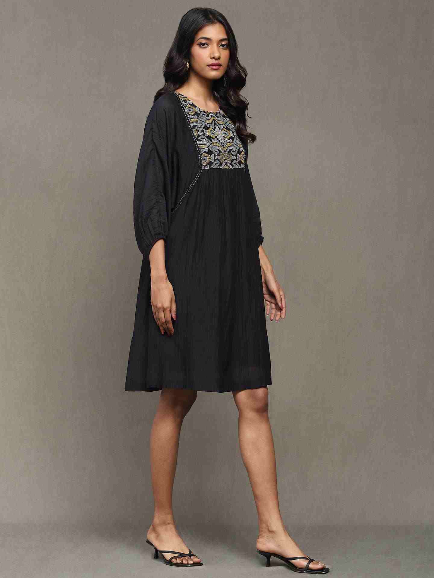 Black Devyani Short Dress