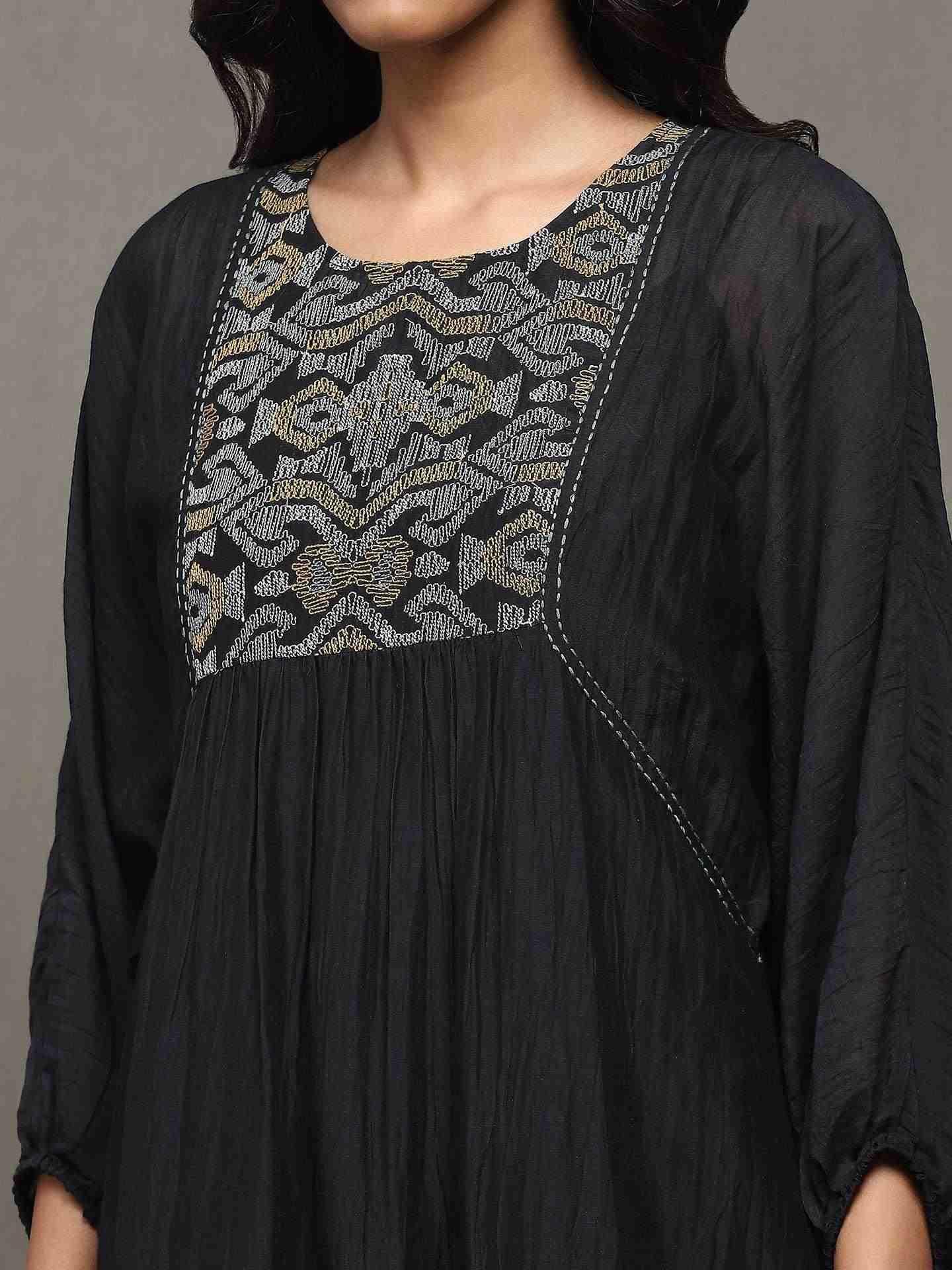 Black Devyani Short Dress