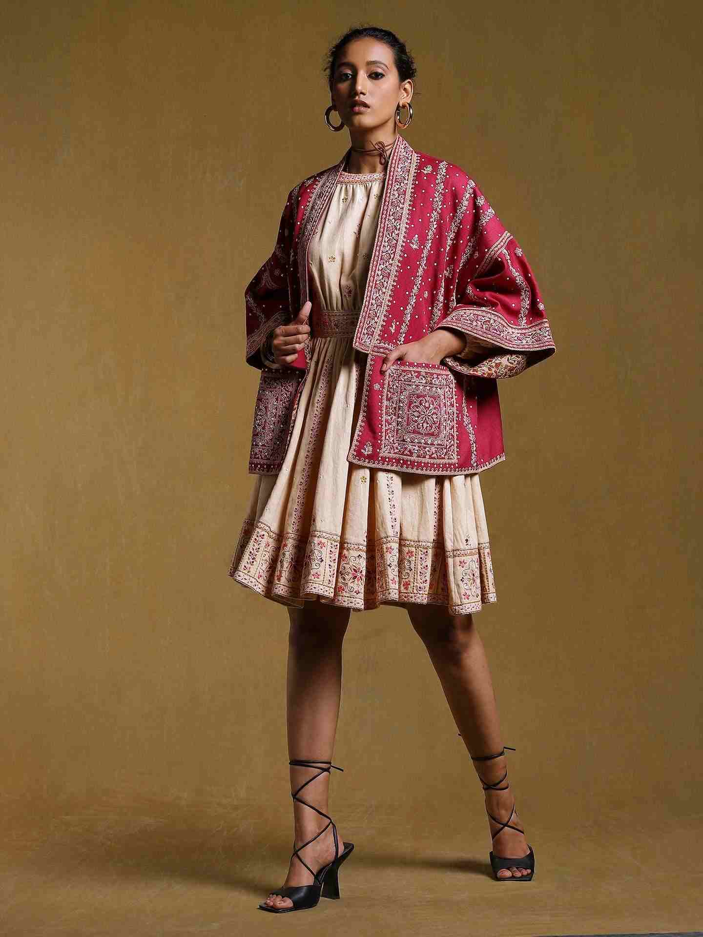 Maroon Ulla Solid Wool Shrug