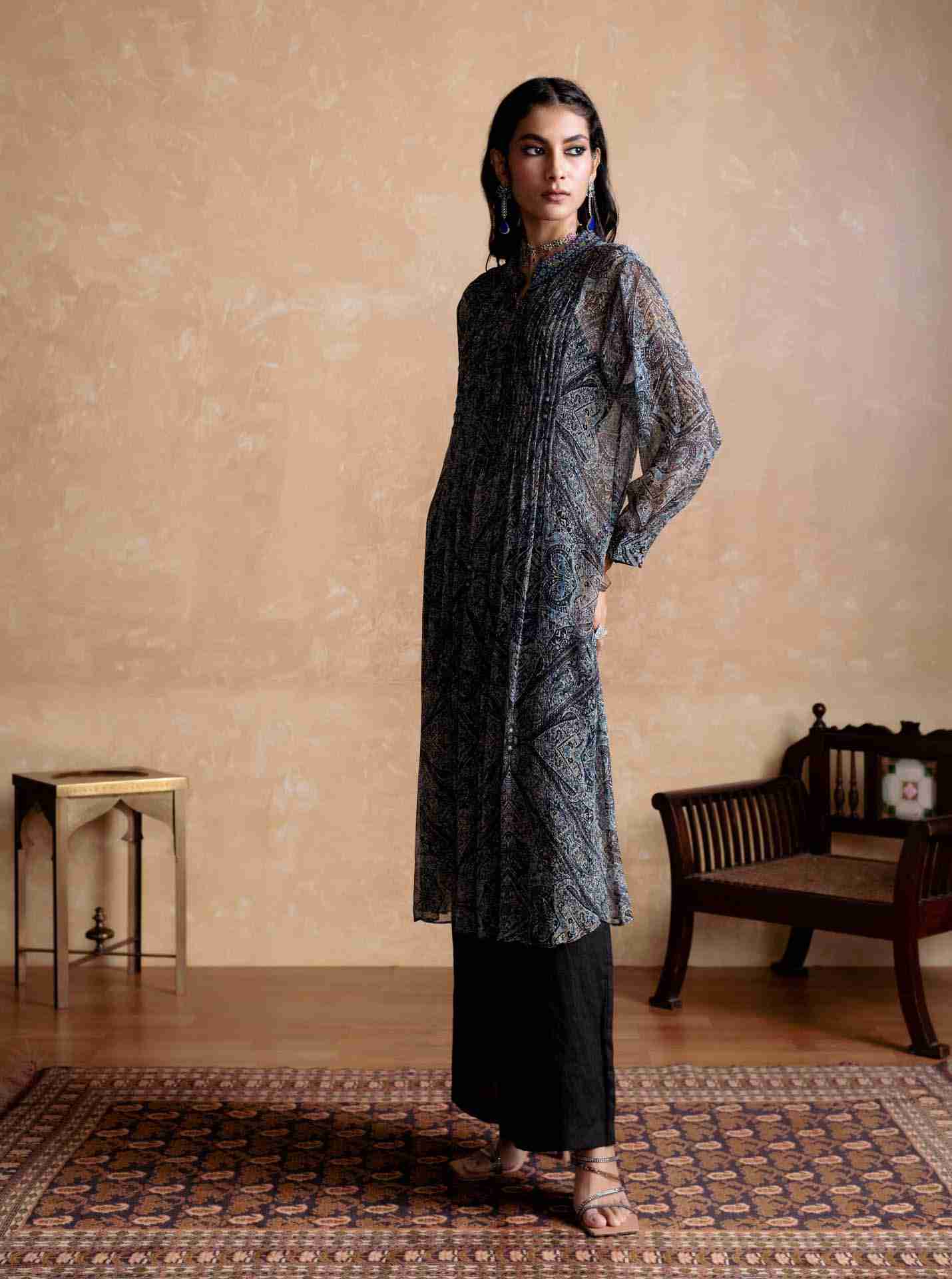 Black Avanti Kurta