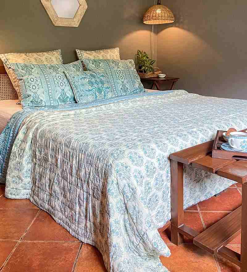 Turq Villa Cotton Tablecloth