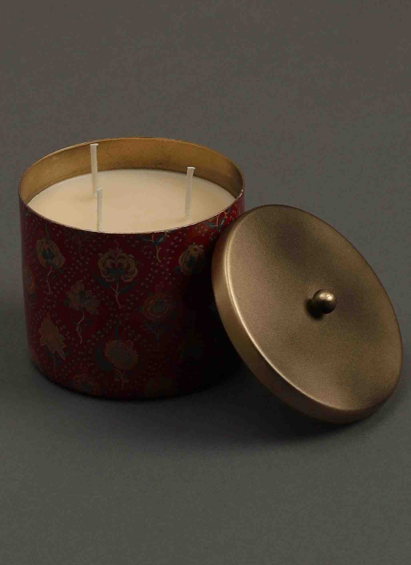 Red Lavana Votive