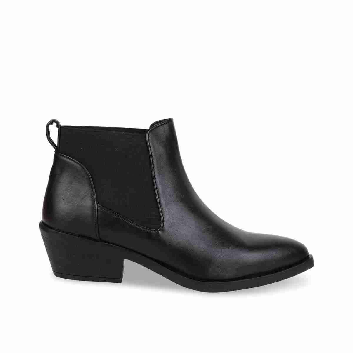cuban heel boots