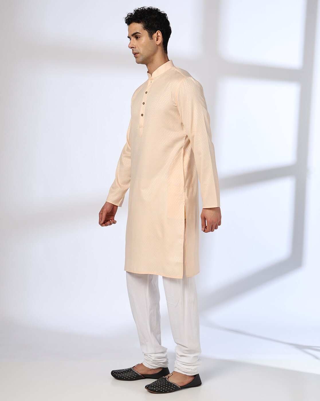 ROYAAJ | Men Geometric Print Slim Fit Kurta