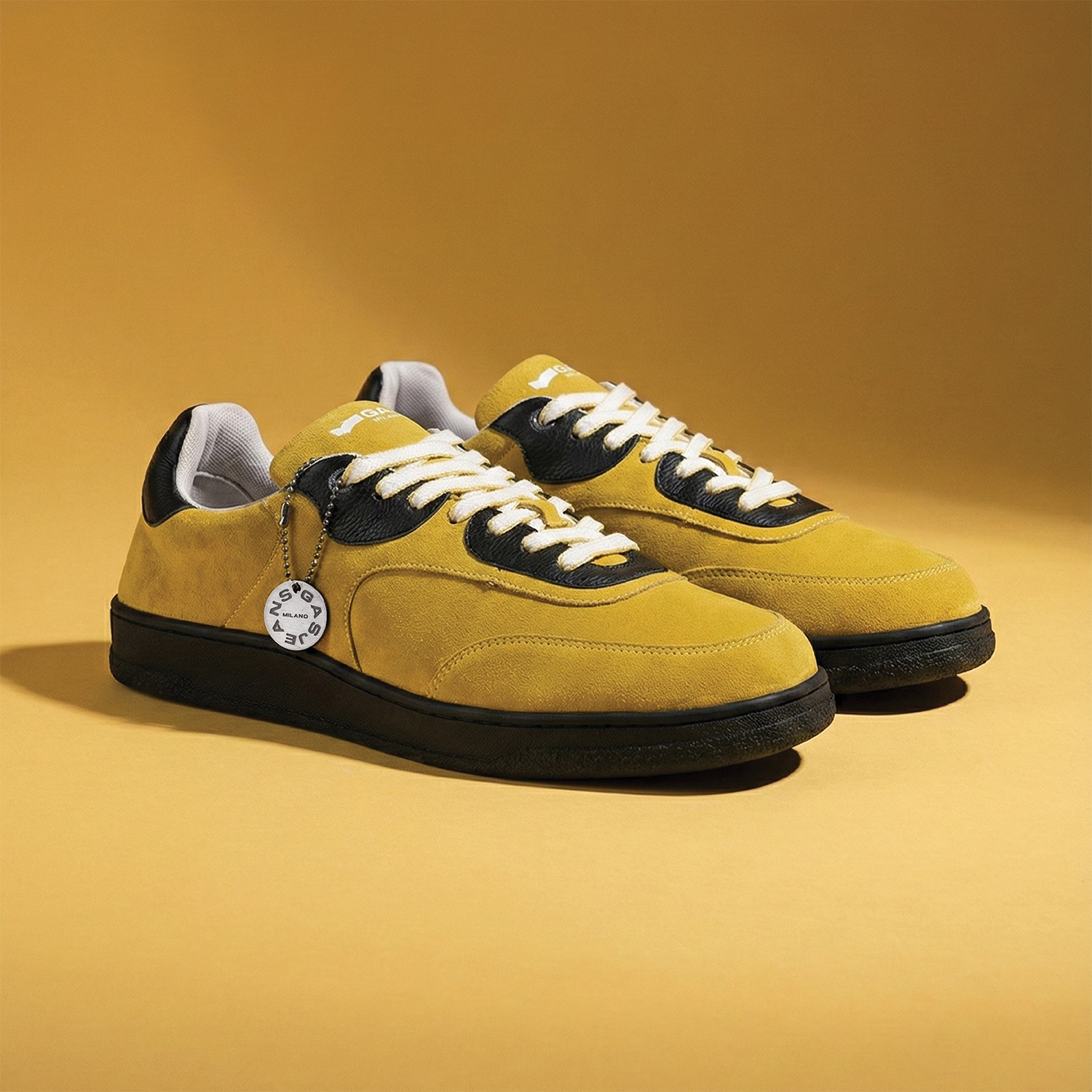 Men Figo Yellow Black Sneaker