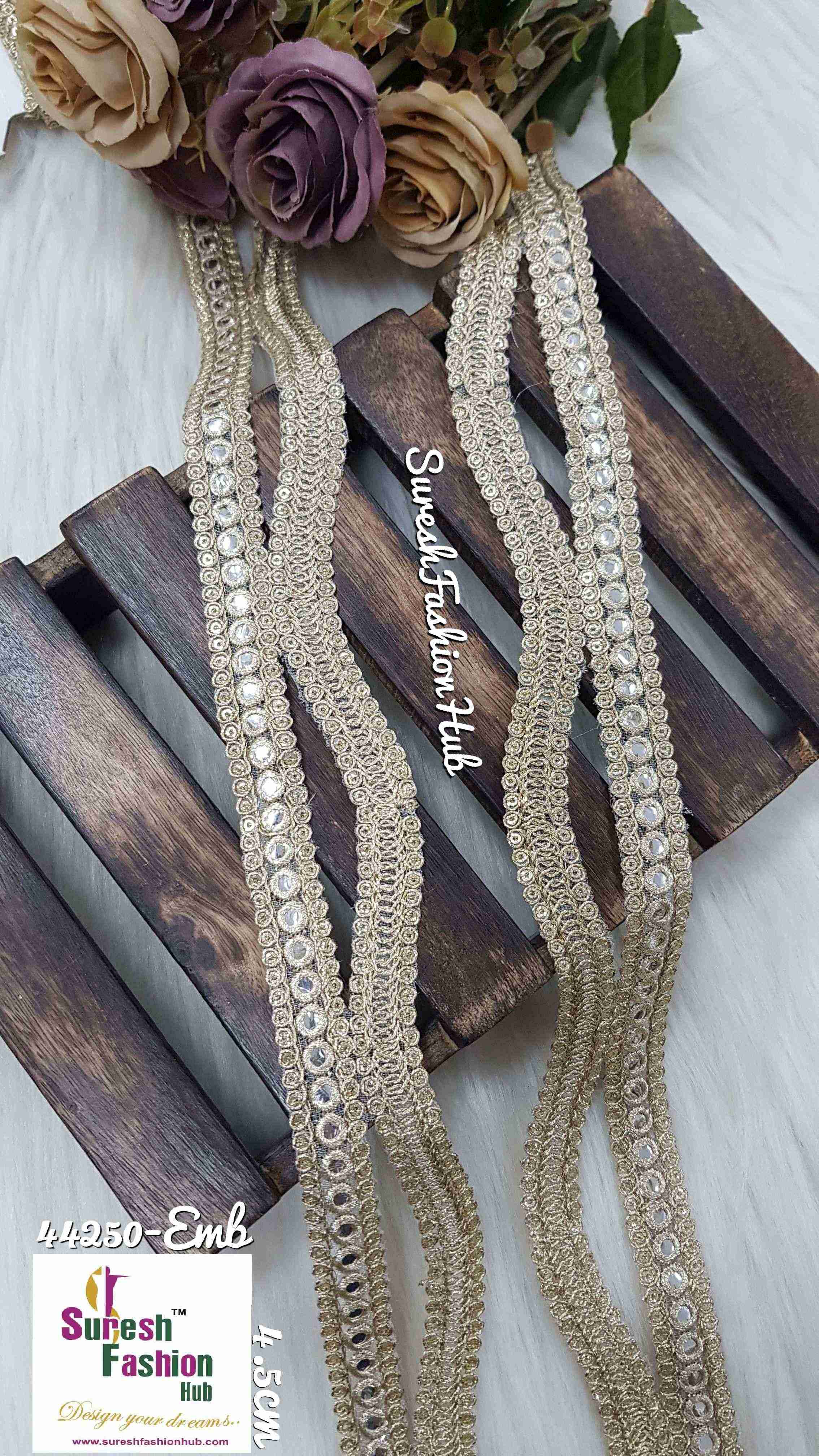 Pearl Zari Dreamscape with Foil Mirrors Trim