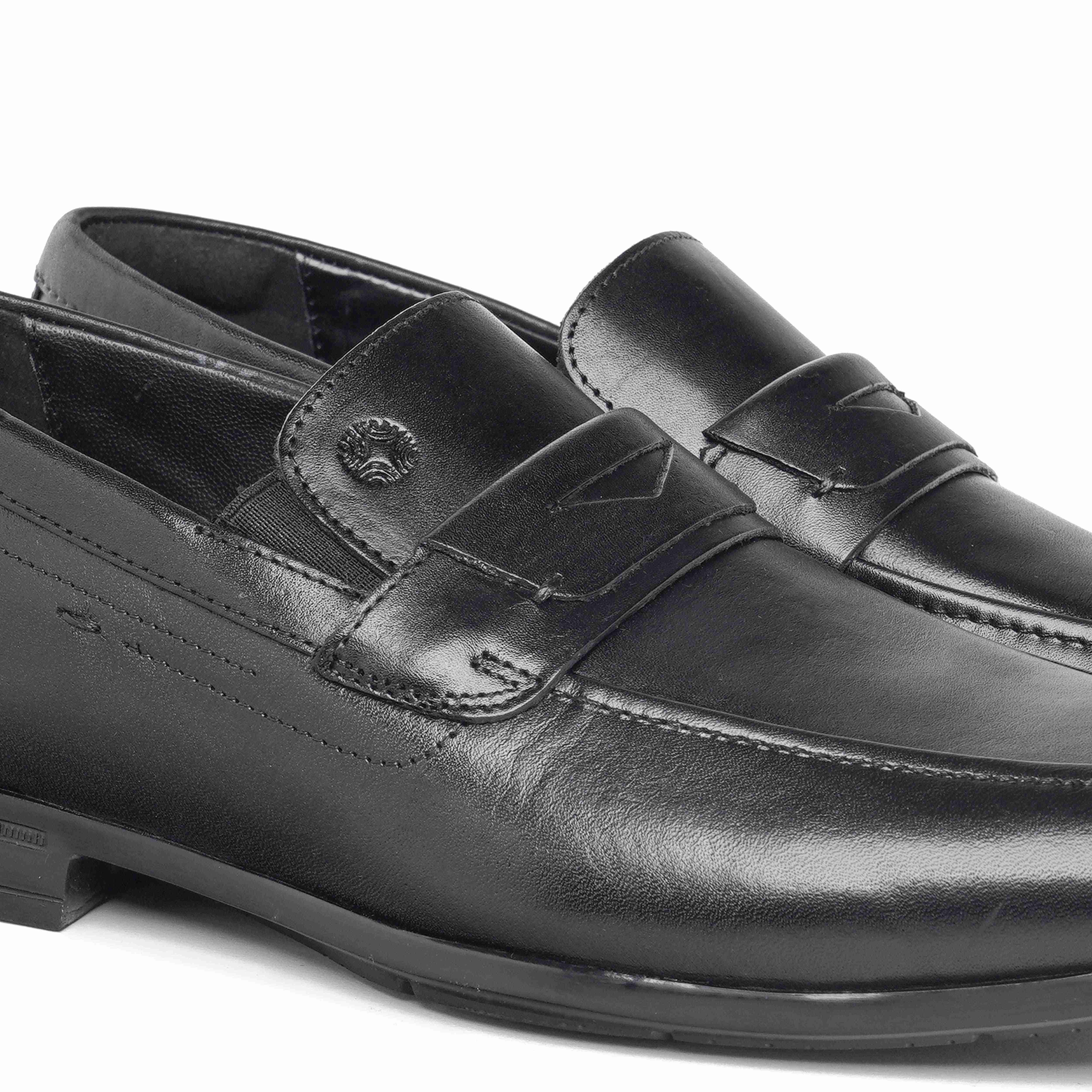 The Manchester Ruosh Men Black Penny Loafer