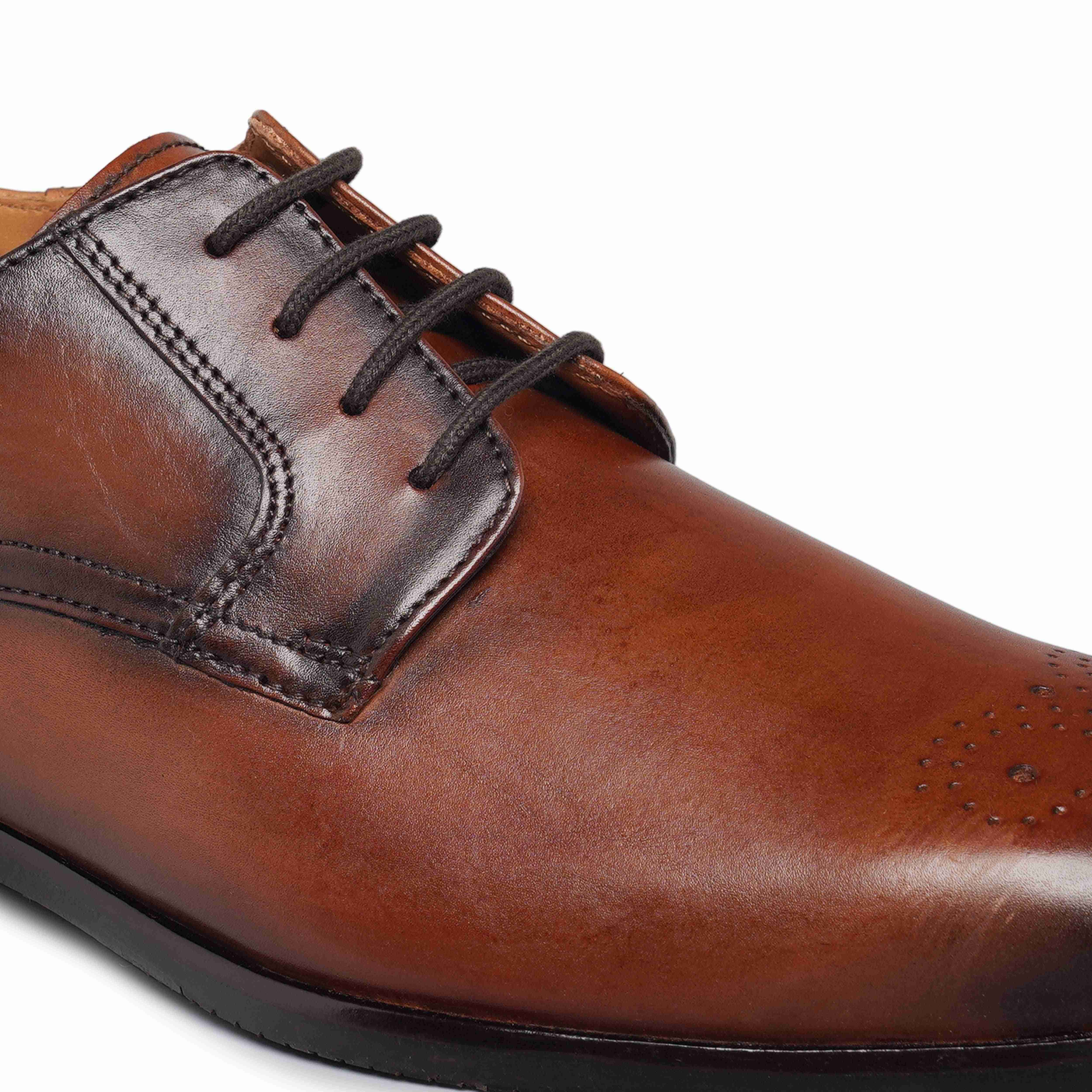 The Alba Ruosh Men Tan Formal Lace-Up