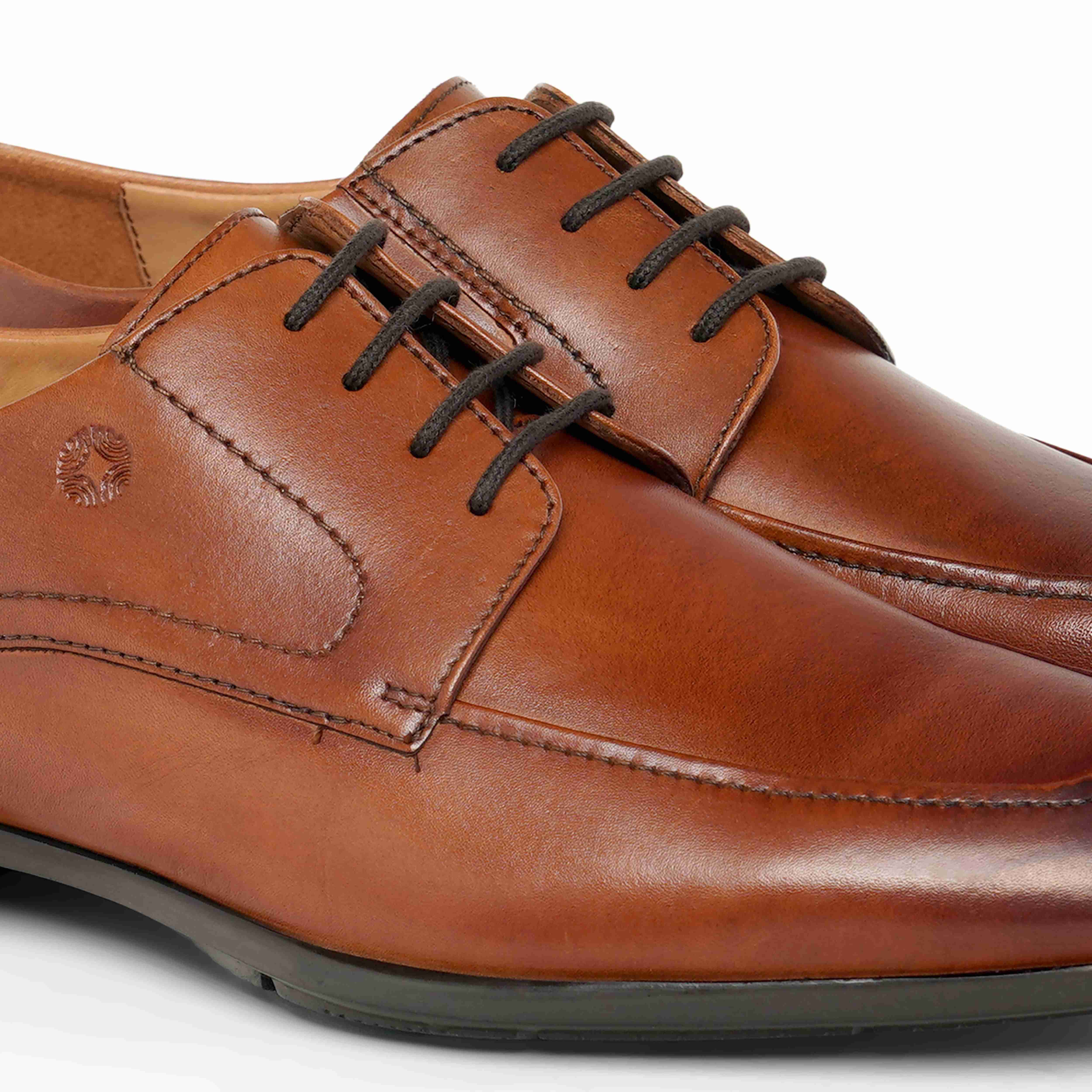 The Manchester Ruosh Men Tan Formal Lace-Up