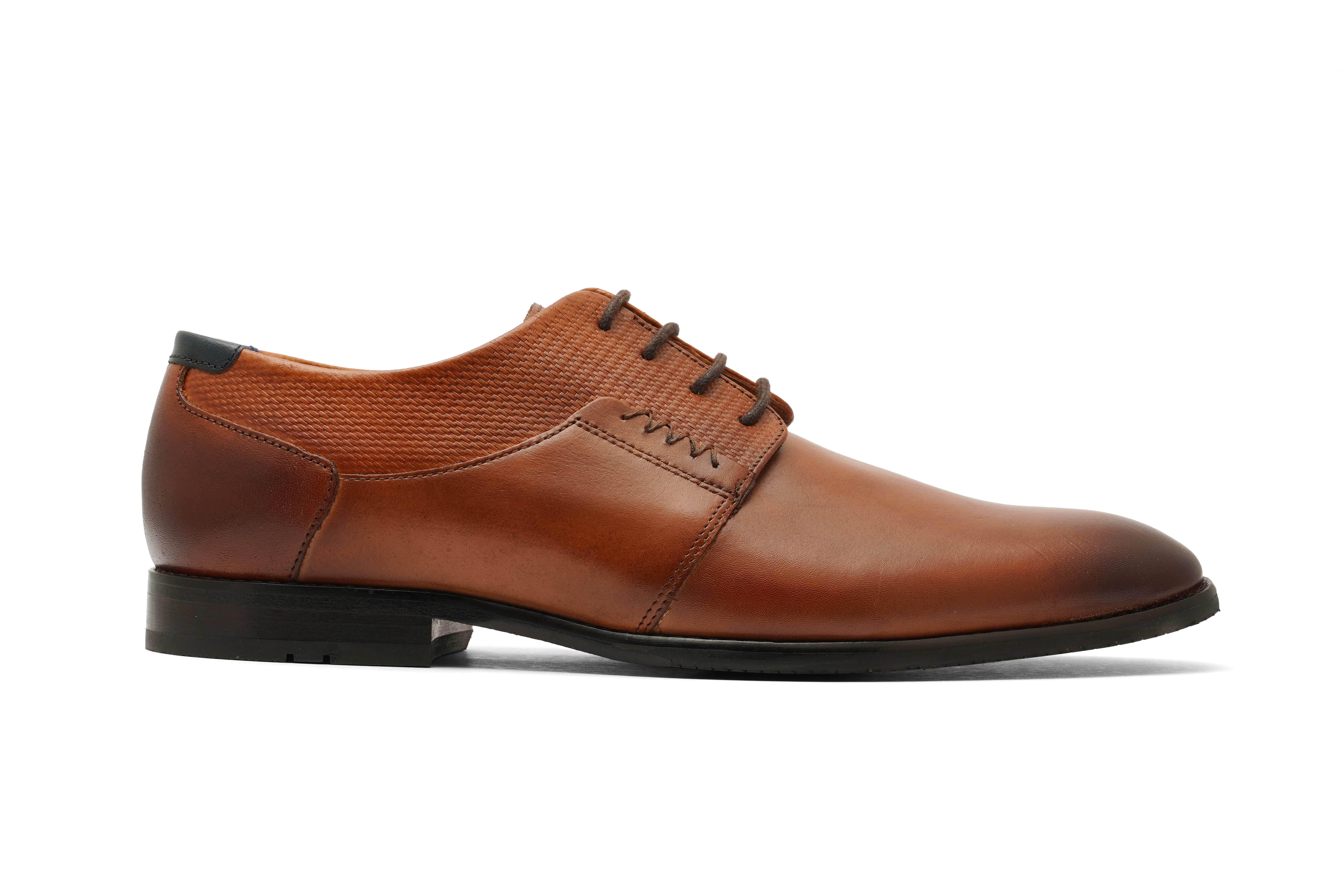 The Colombo Ruosh Men Tan Formal Lace-Up