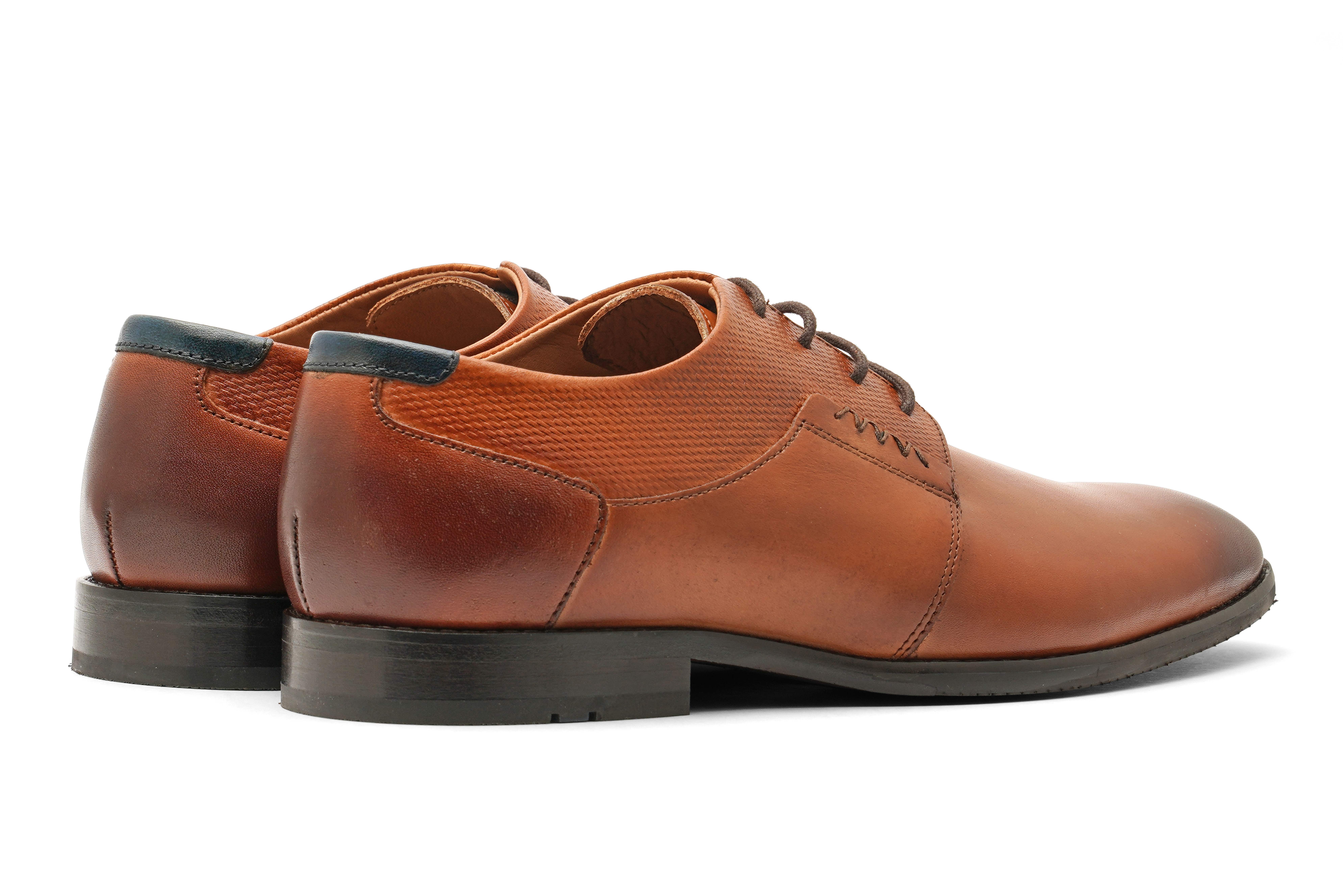 The Colombo Ruosh Men Tan Formal Lace-Up