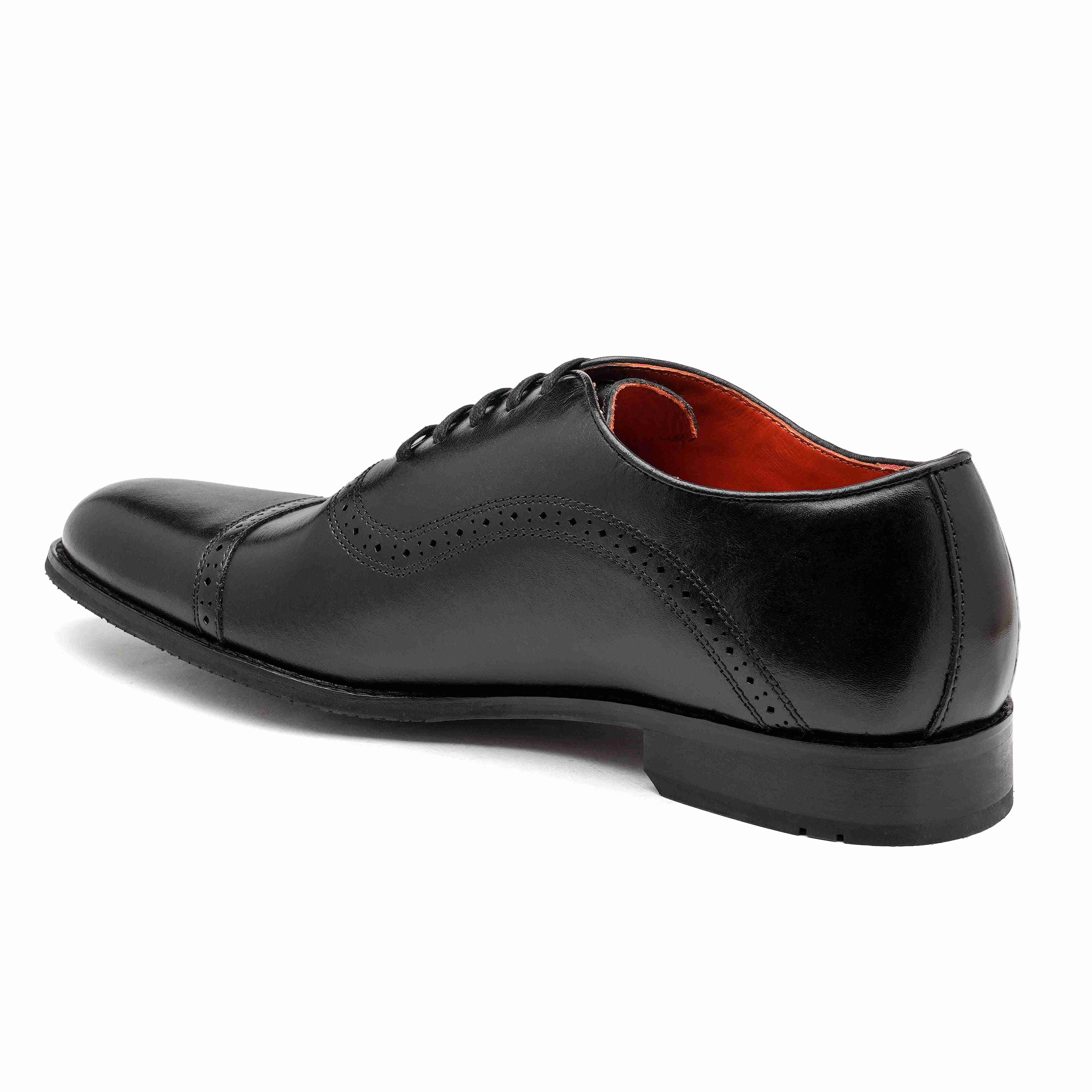 The Todd Ruosh Men Black Classic Oxford Brogue