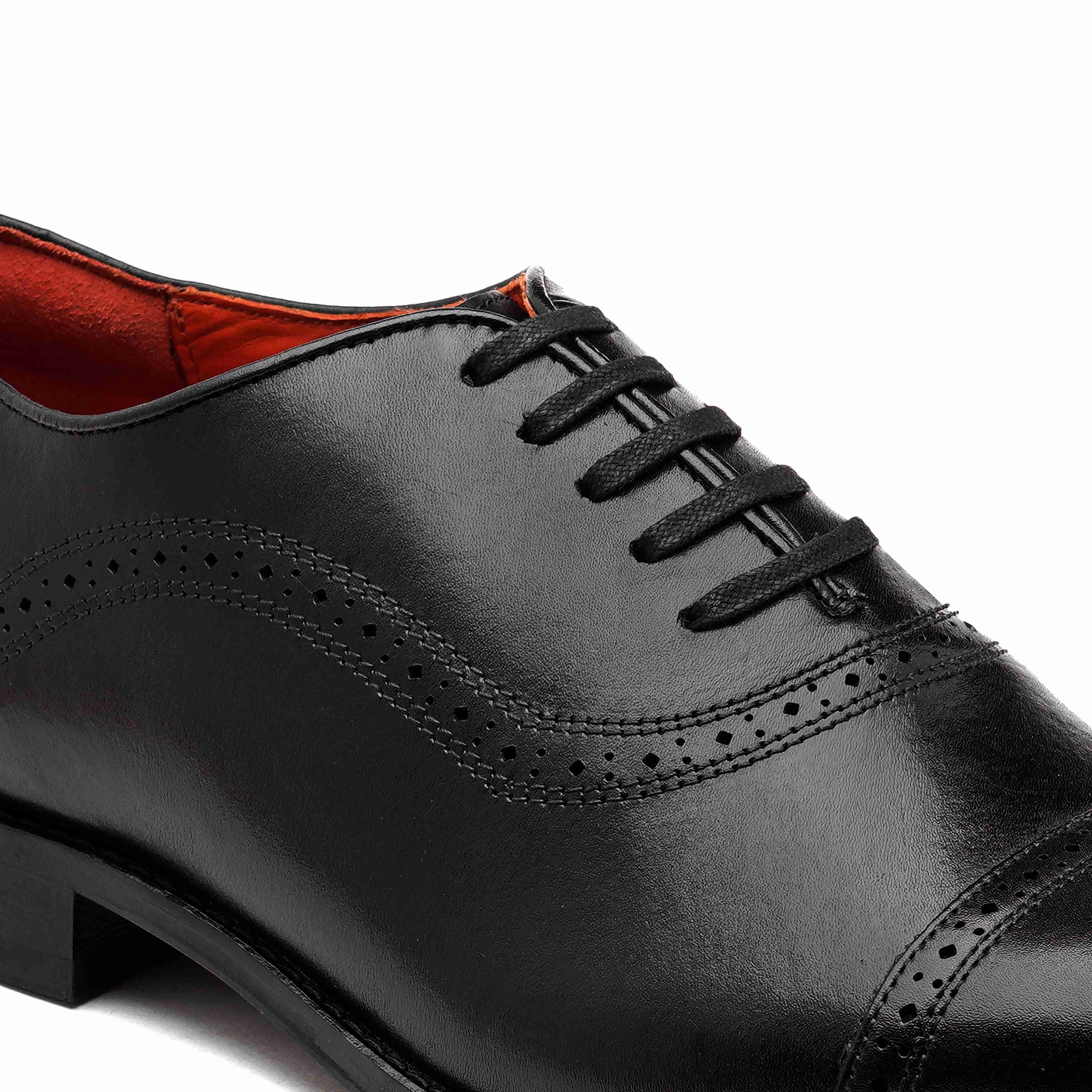 The Todd Ruosh Men Black Classic Oxford Brogue