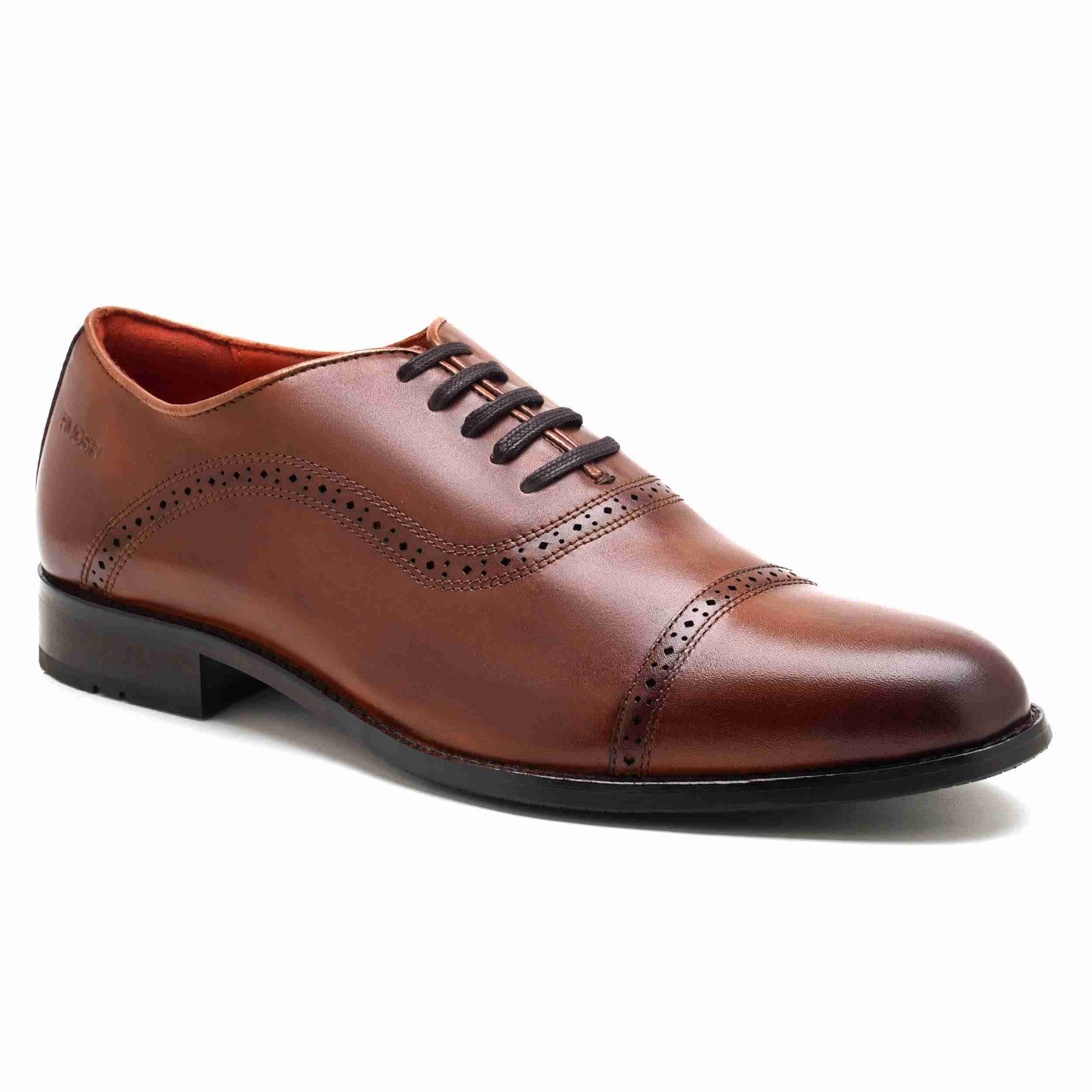 The Todd Ruosh Men Tan Classic Oxford Brogue