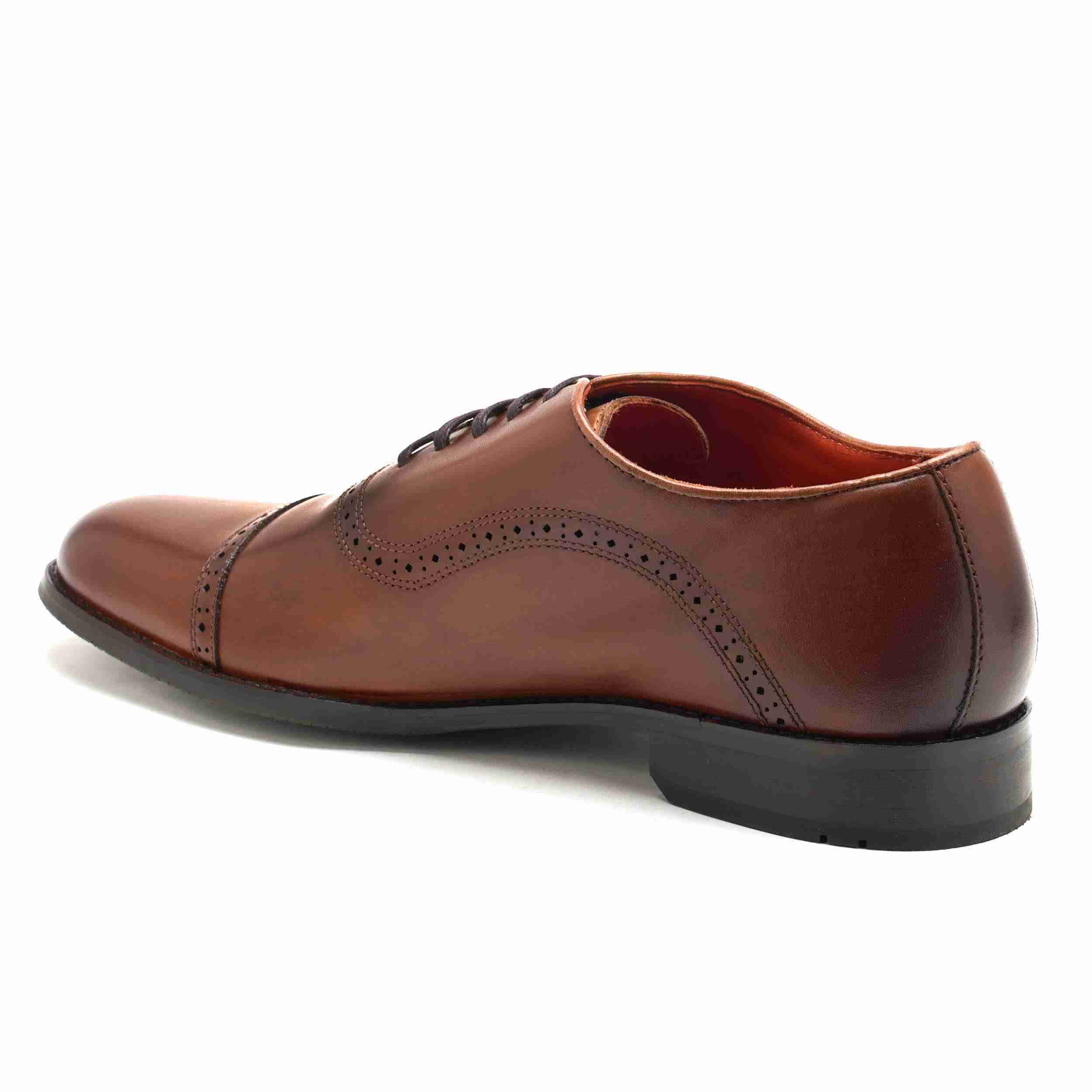 The Todd Ruosh Men Tan Classic Oxford Brogue