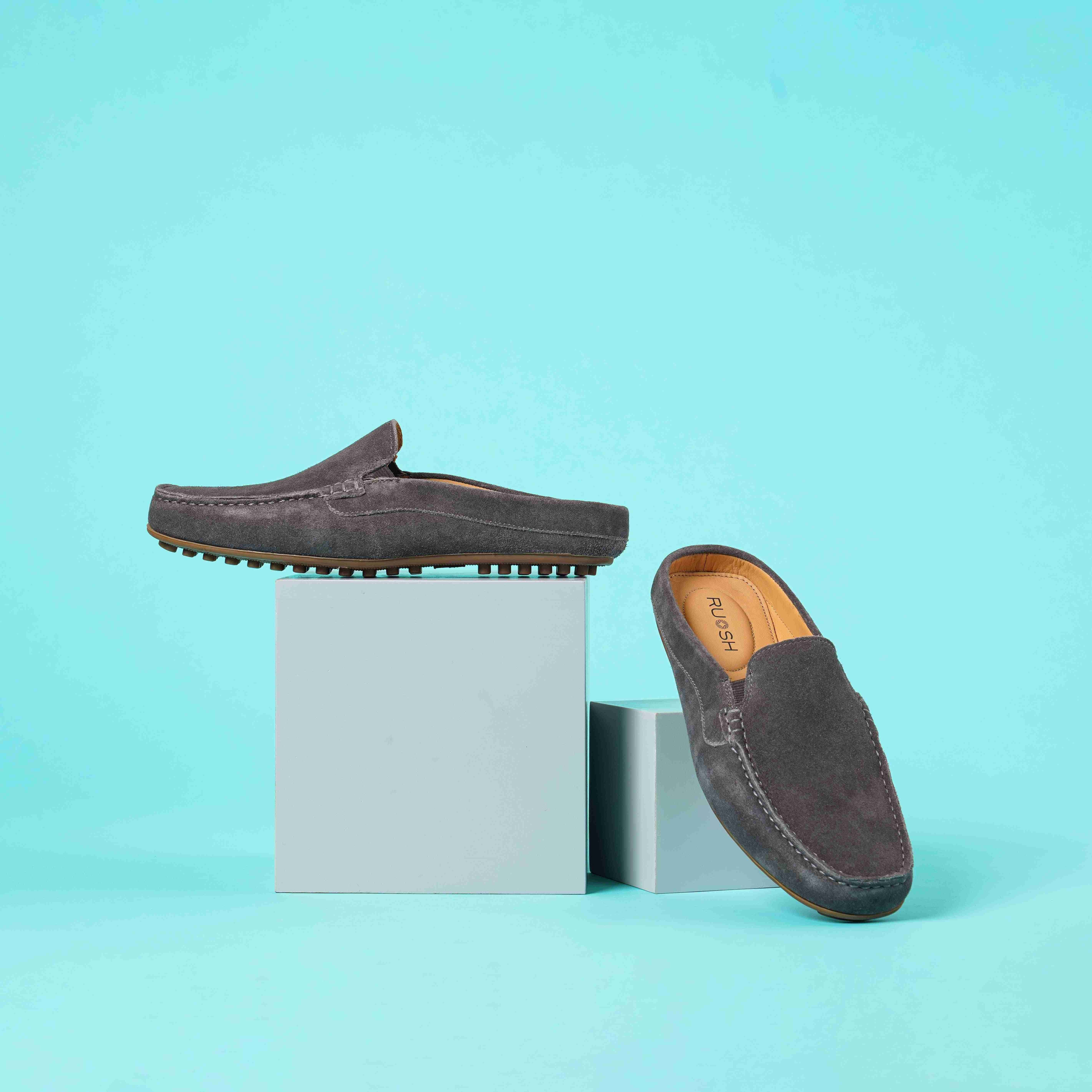 The Seti Ruosh Men Grey Suede Casual Mule