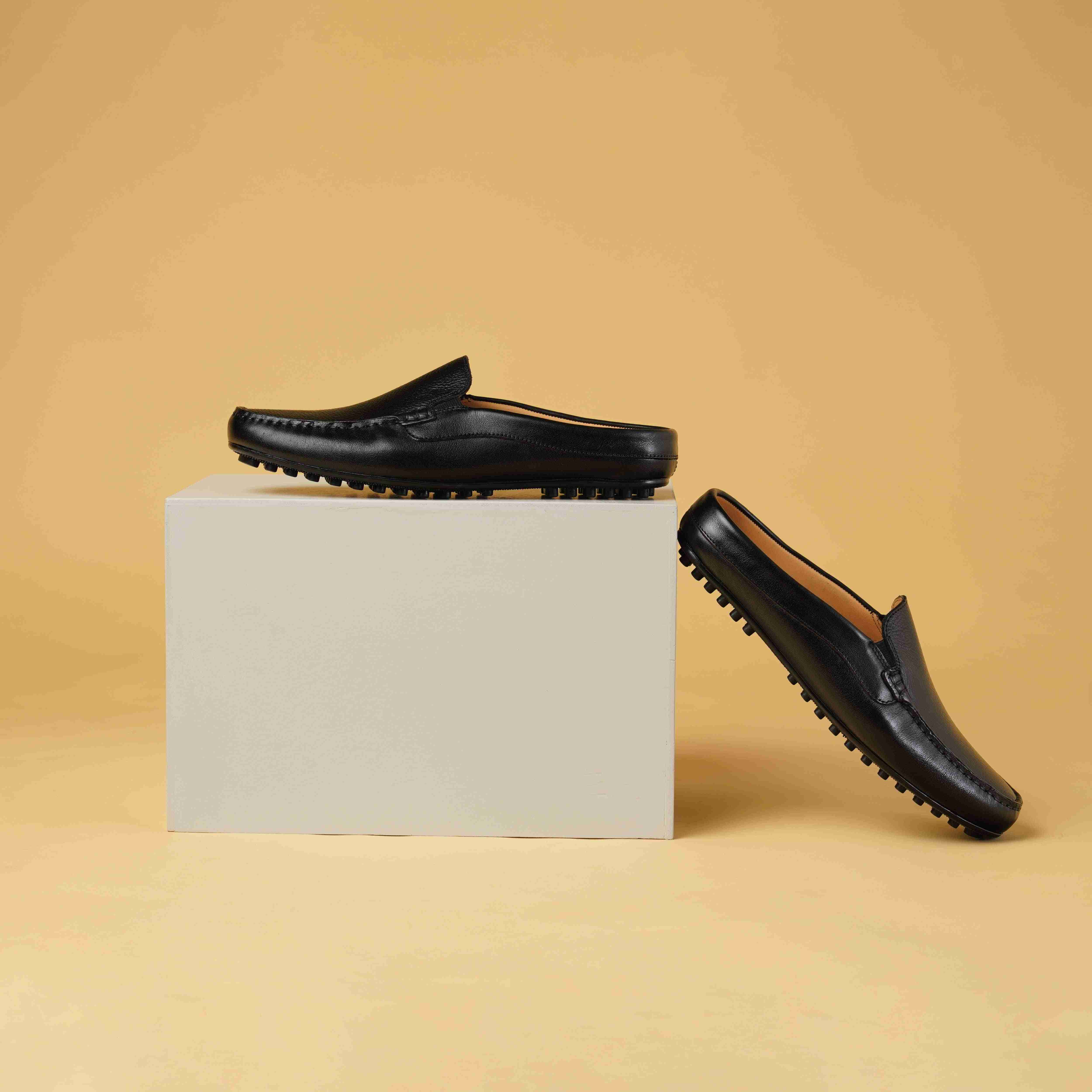 The Seti Ruosh Men Black Casual Mule