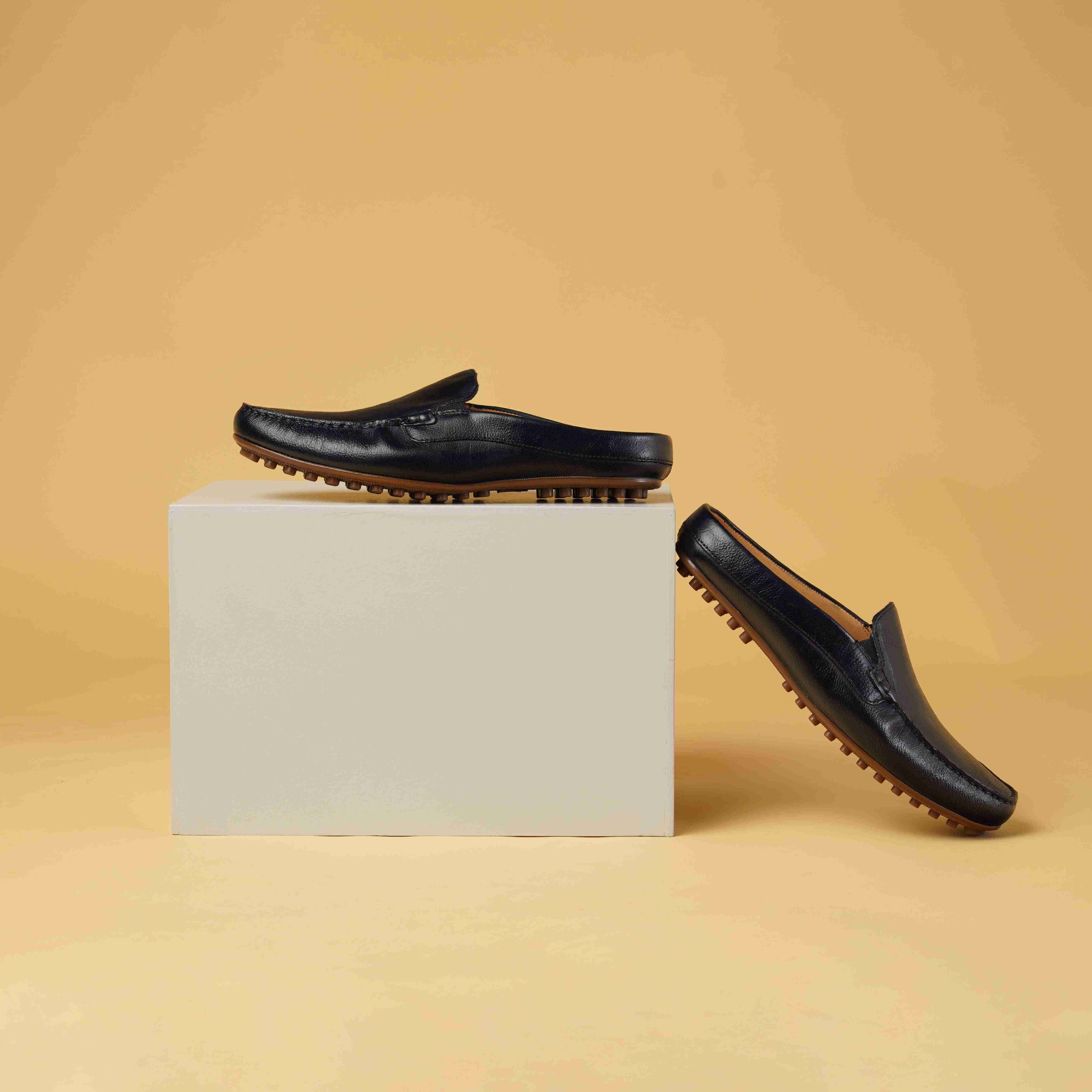 The Seti Ruosh Men Brown Soft Leather Mule