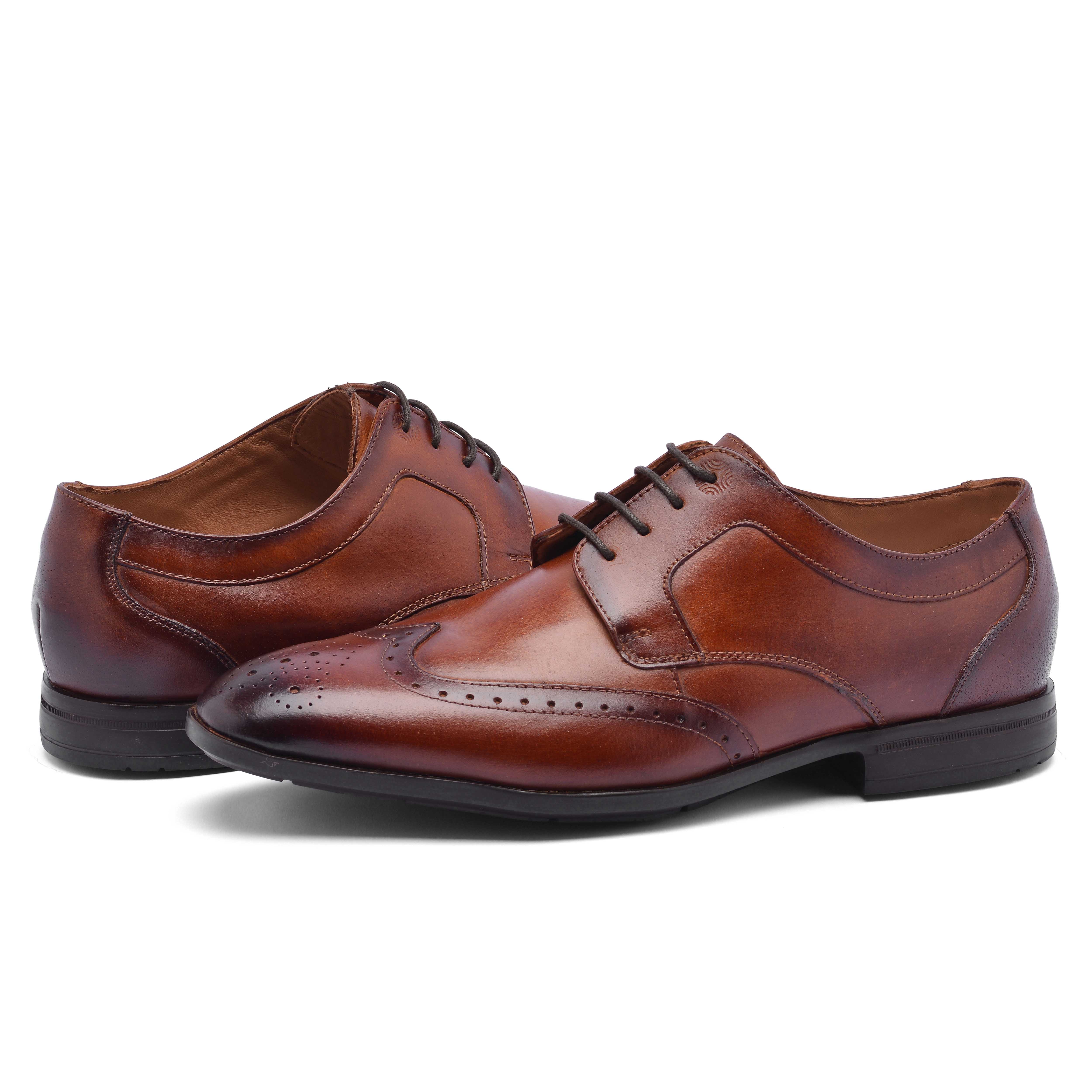 The Cameroon Ruosh Men Tan Formal Wingtip Lace-Up