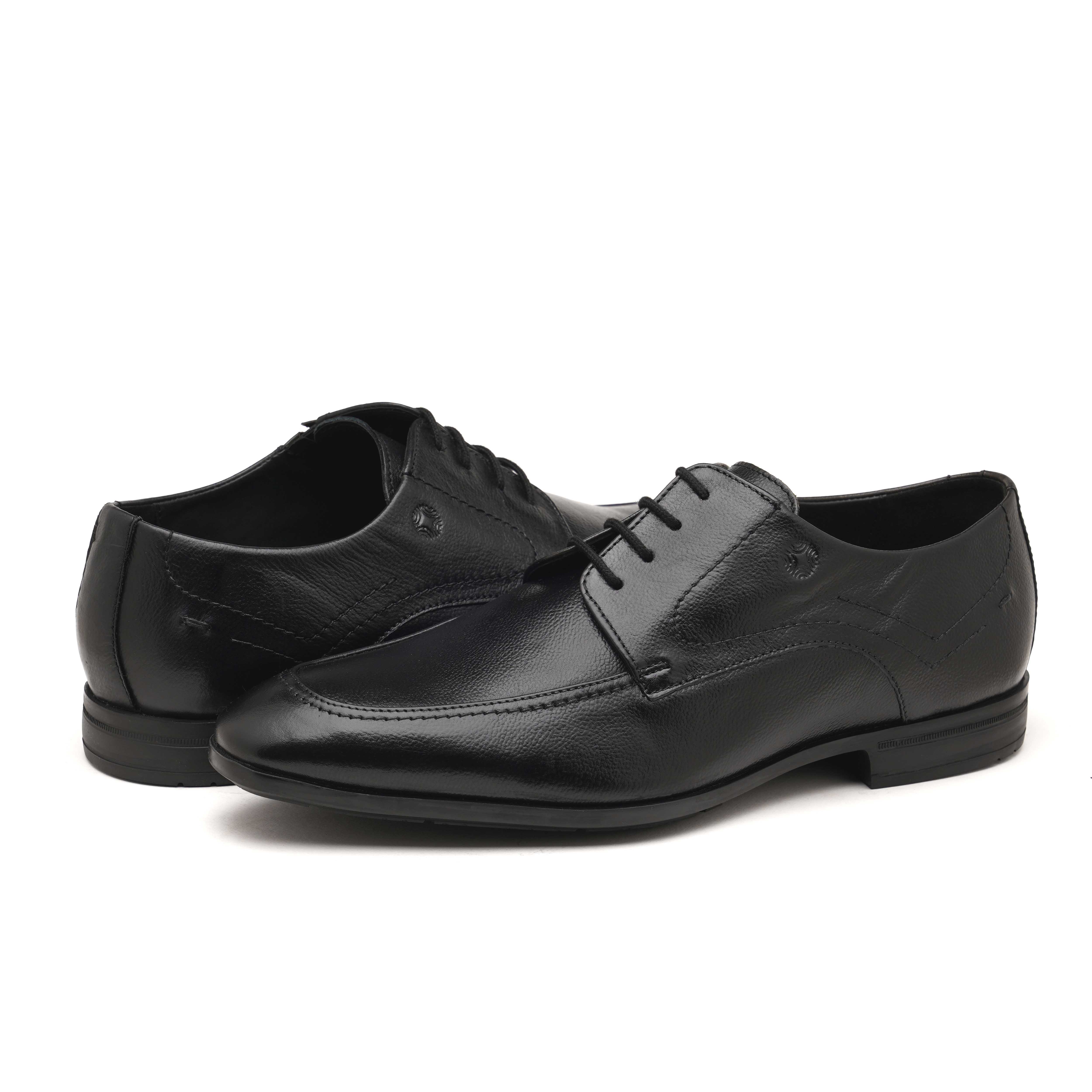 The Manchester Ruosh Men Black Formal Lace-Up