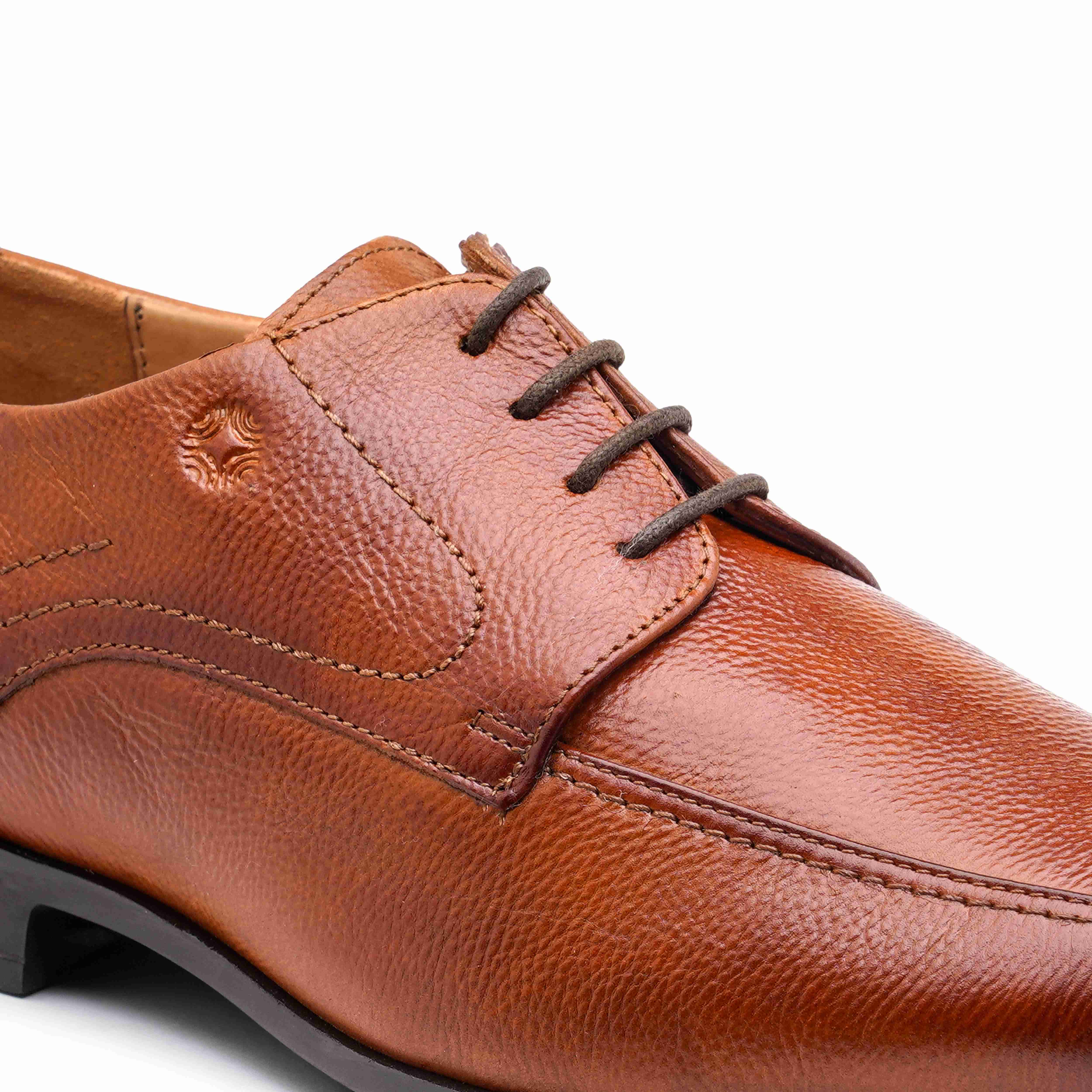 The Manchester Ruosh Men Black Formal Lace-Up