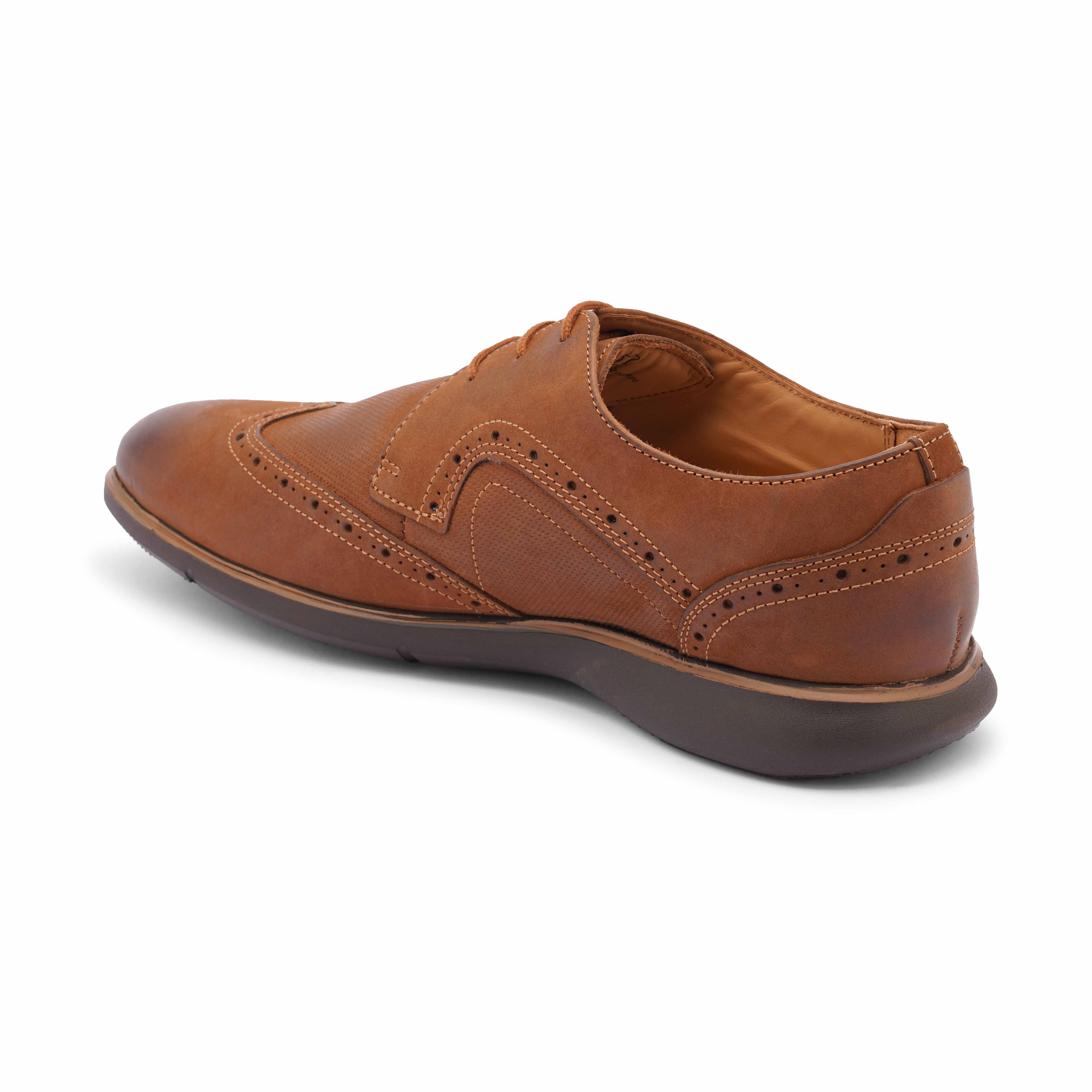 The Hybrid Ruosh Men Tan Wingtip Lace-Up