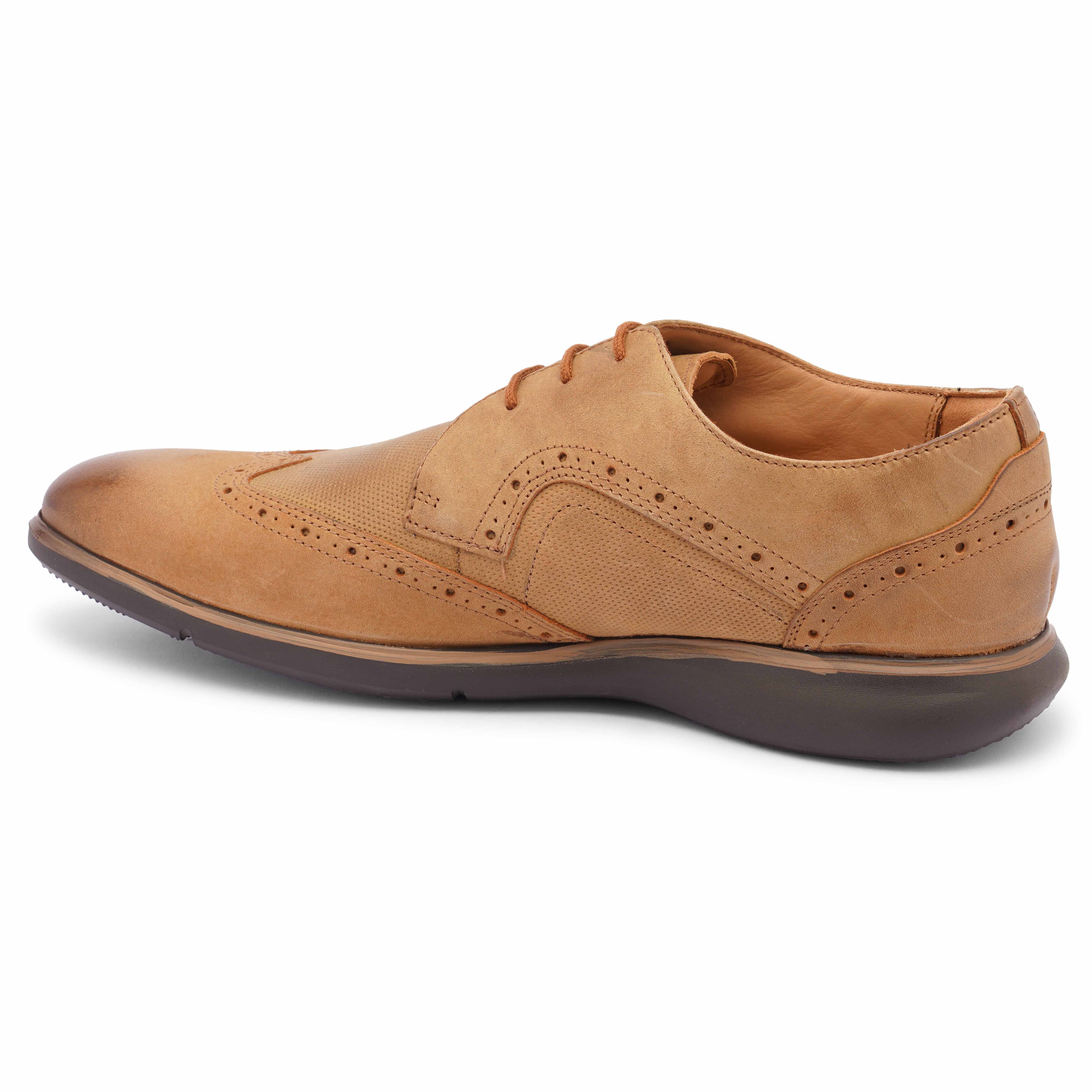 The Hybrid Ruosh Men Tan Wingtip Lace-Up