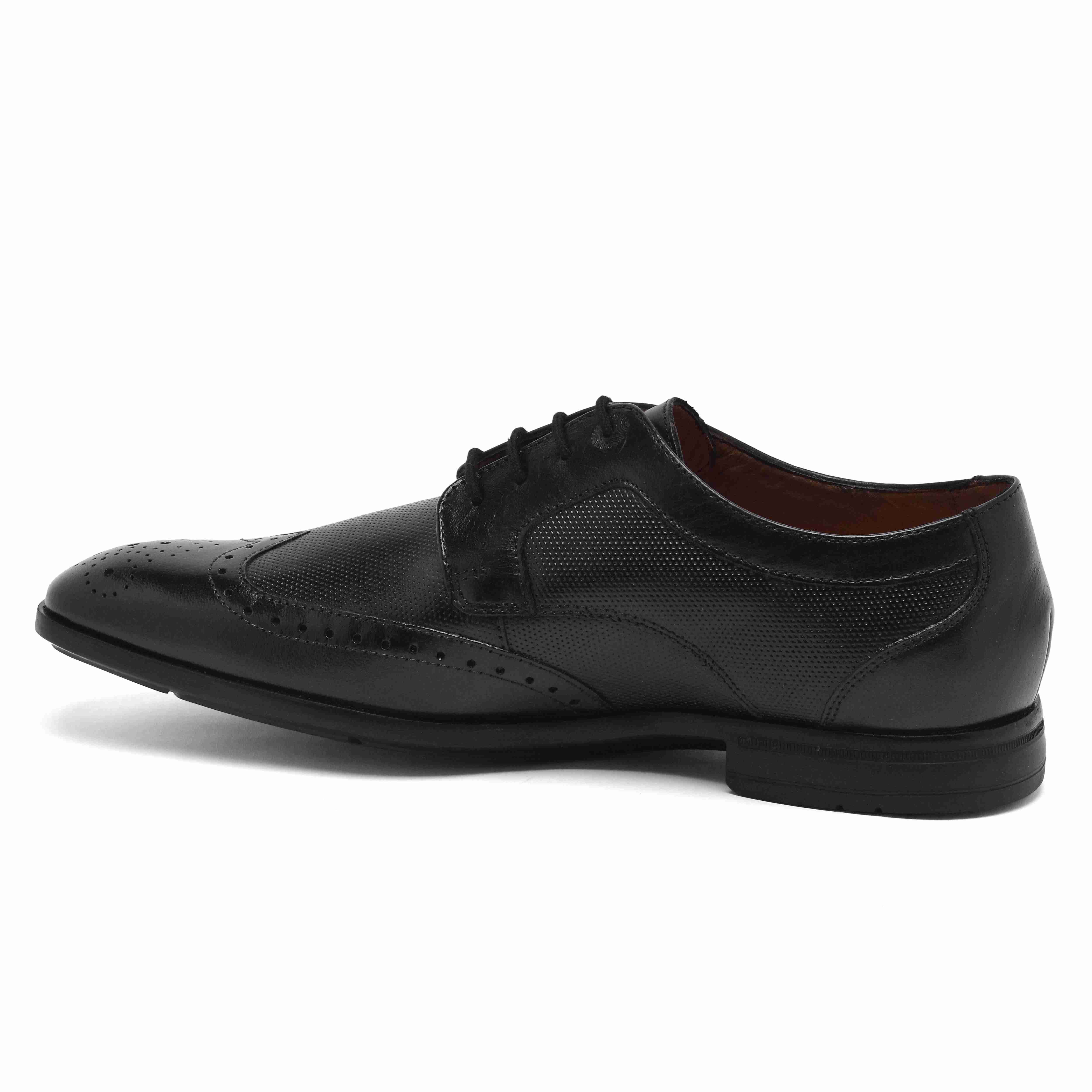 The Cameroon Ruosh Men Black Formal Wingtip Lace-Up